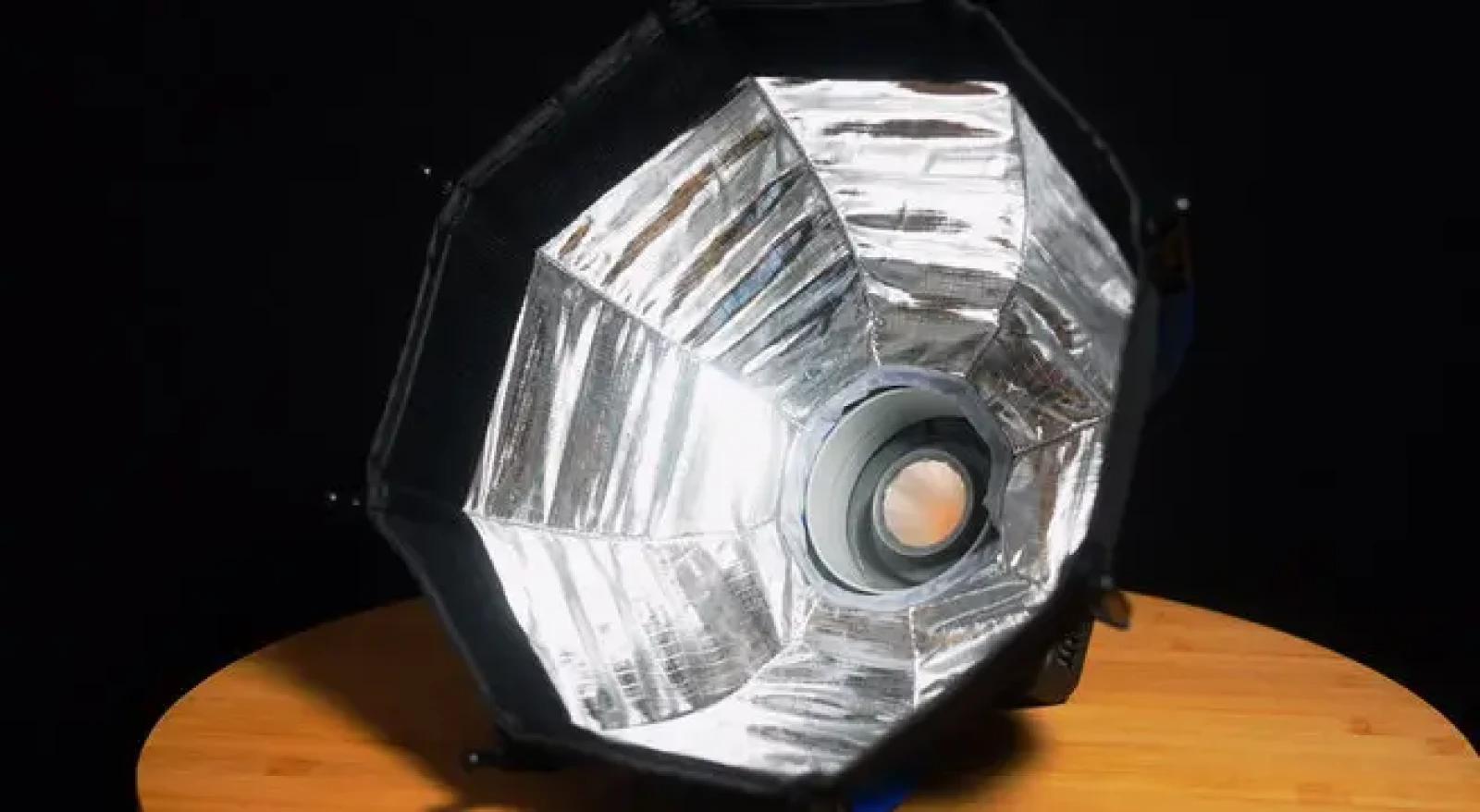 Amaran Ray 120C - Photo 3 sur 11