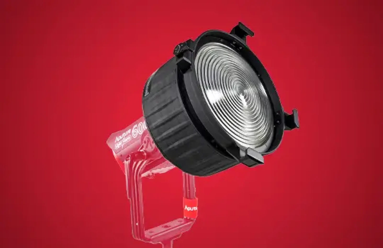 Aputure Fresnel F10 - Photo 1 sur 2
