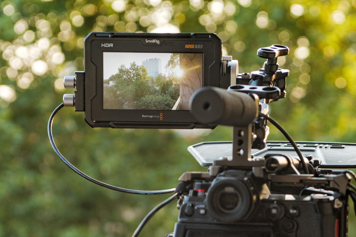 Location BLACKMAGIC Video Assist 5" 12G HDR - Moniteur & Enregistreur - Lightyshare
