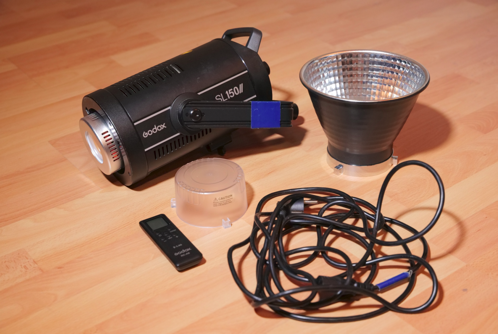Torche Led Godox SL150W Bowens - Photo 1 sur 2