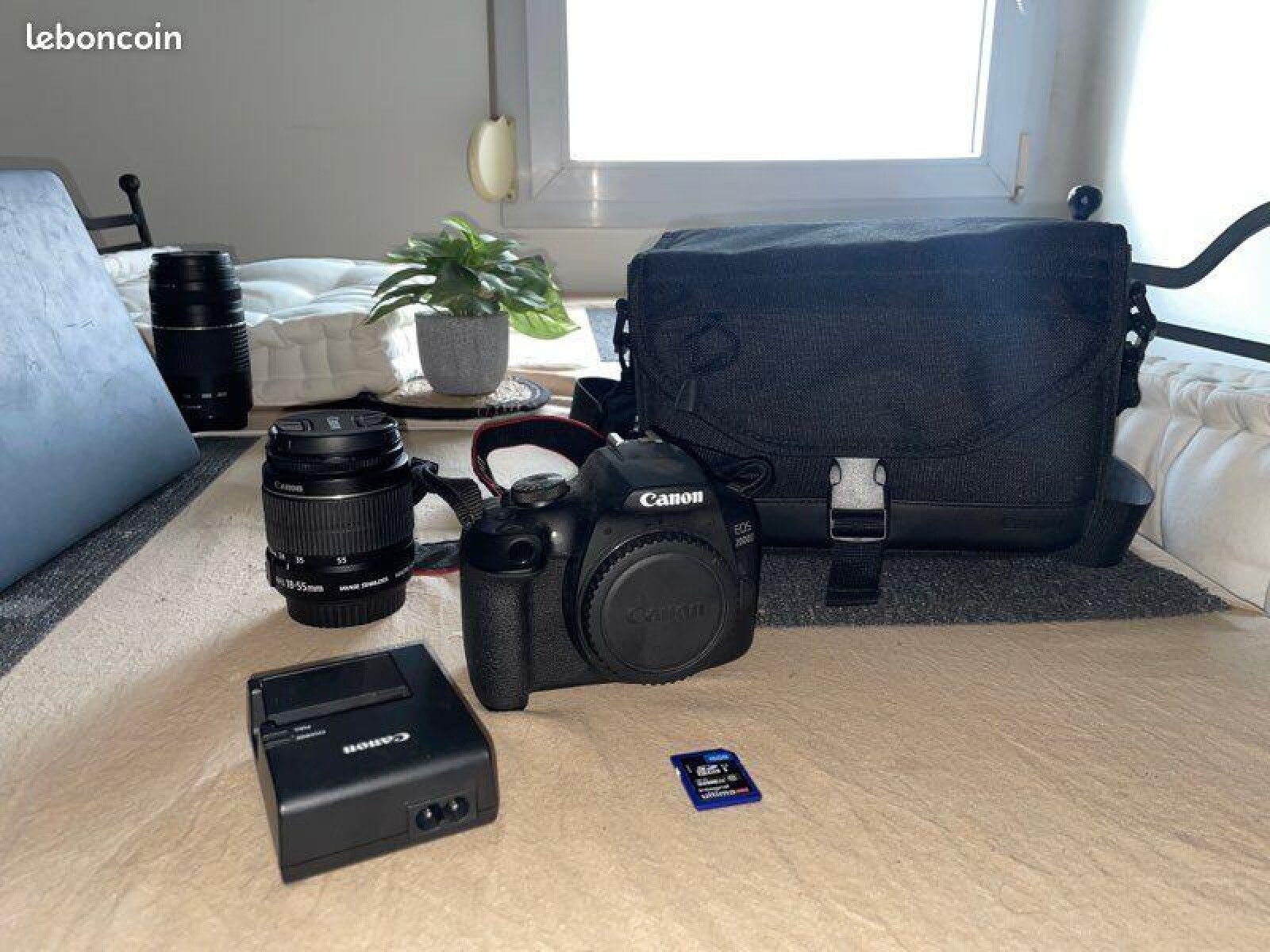 Pack Complet appareil photo canon eos 2000d - Photo 3 sur 3