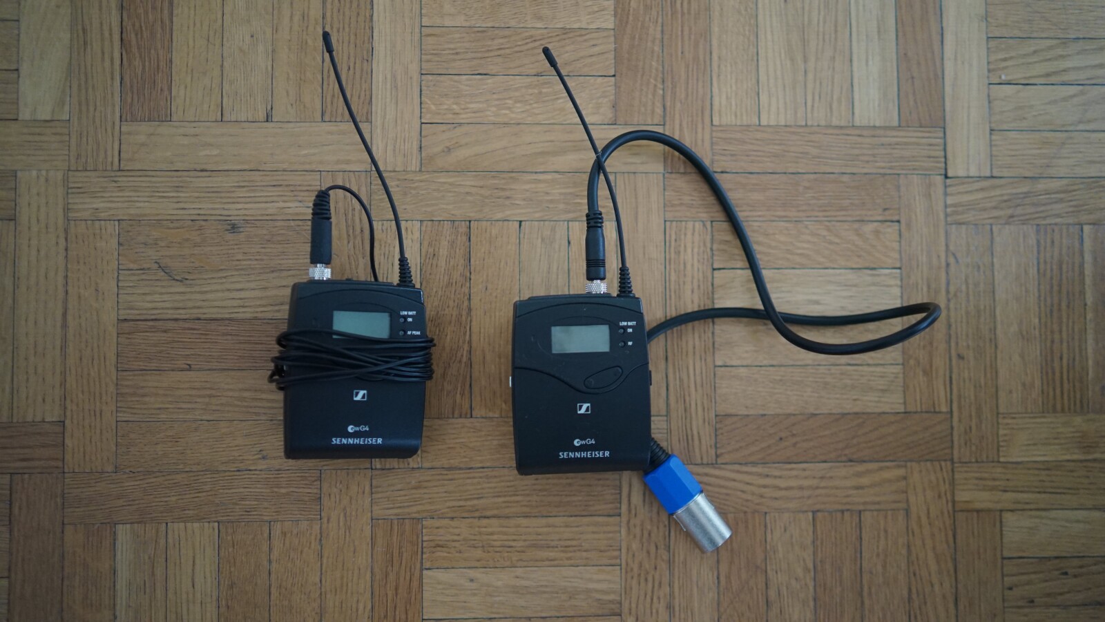 2 kits HF Sennheiser - Photo 2 sur 3