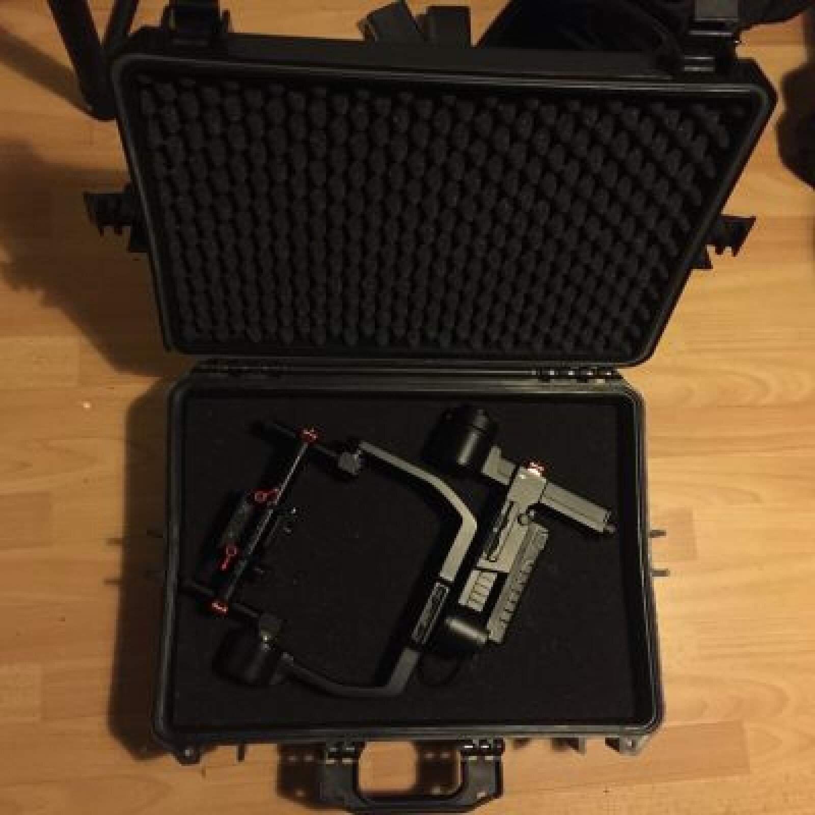 Pack DJI Ronin M - Moniteur 7'' - Photo 4 sur 4
