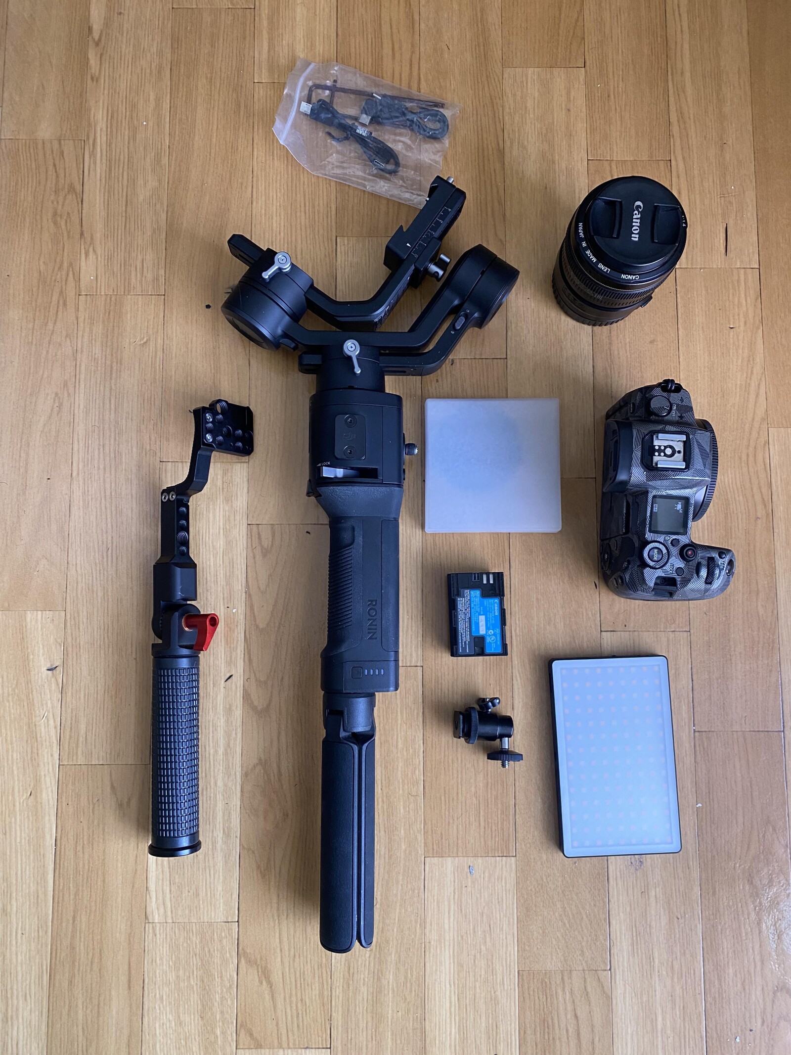 Kit Canon EOSR + Ronin SC + 50mm Canon  - Photo 2 sur 2