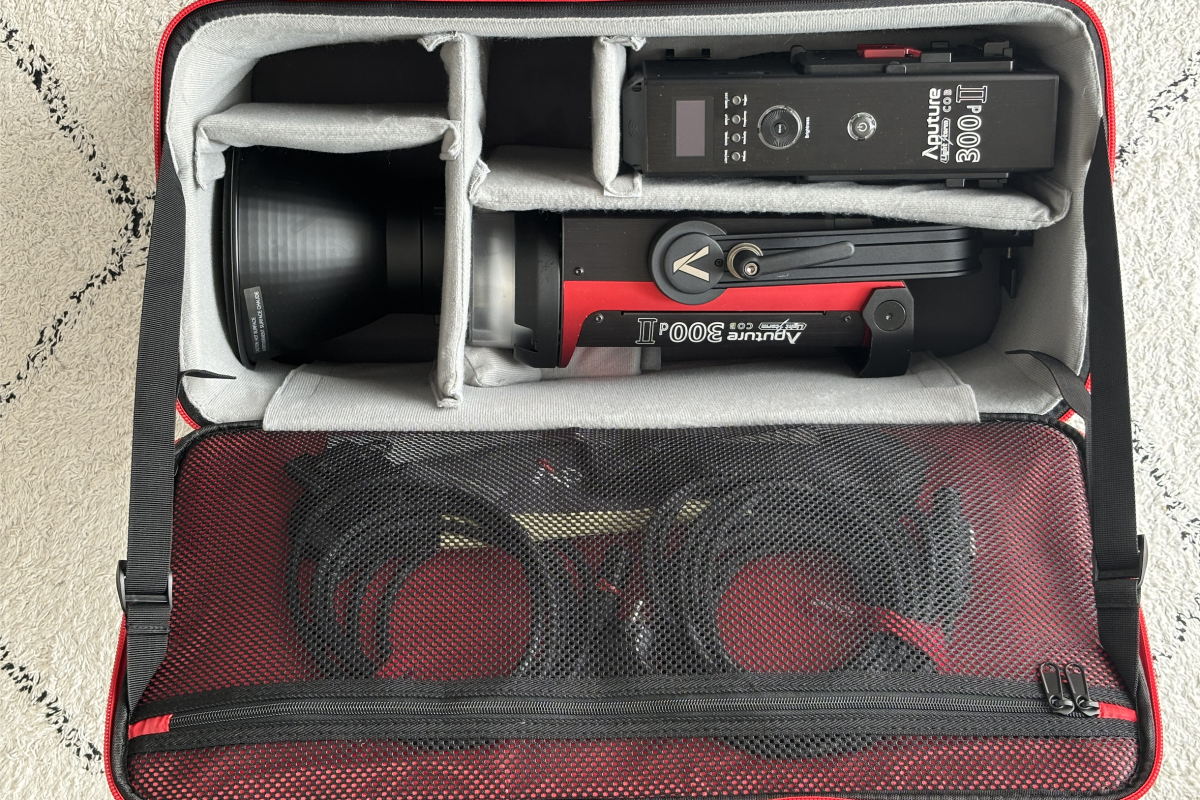 Location Pack Aputure 300d + 120d / Grand light dome / Fresnel - Lightyshare