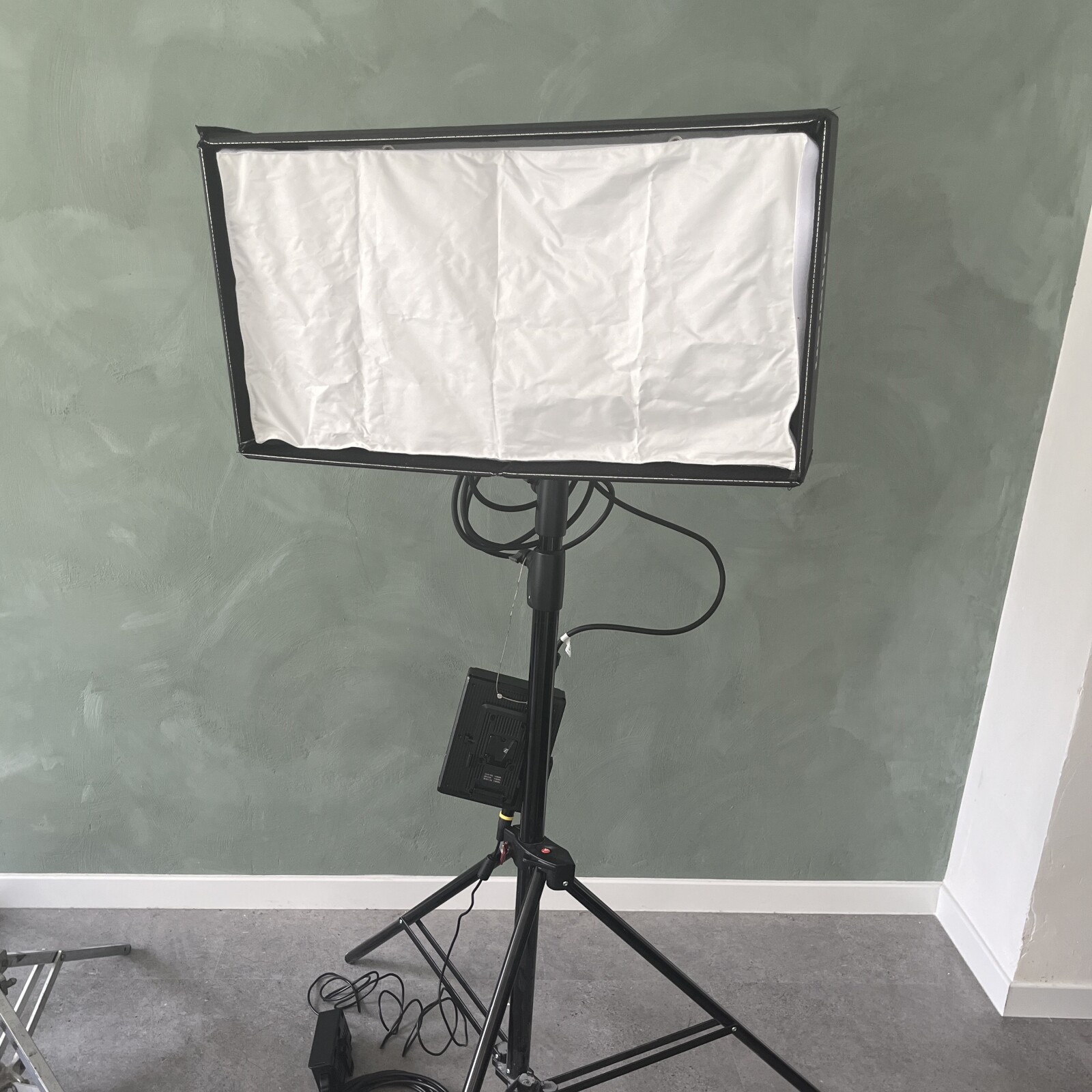 Aputure Amaran F21X - Photo 2 sur 3