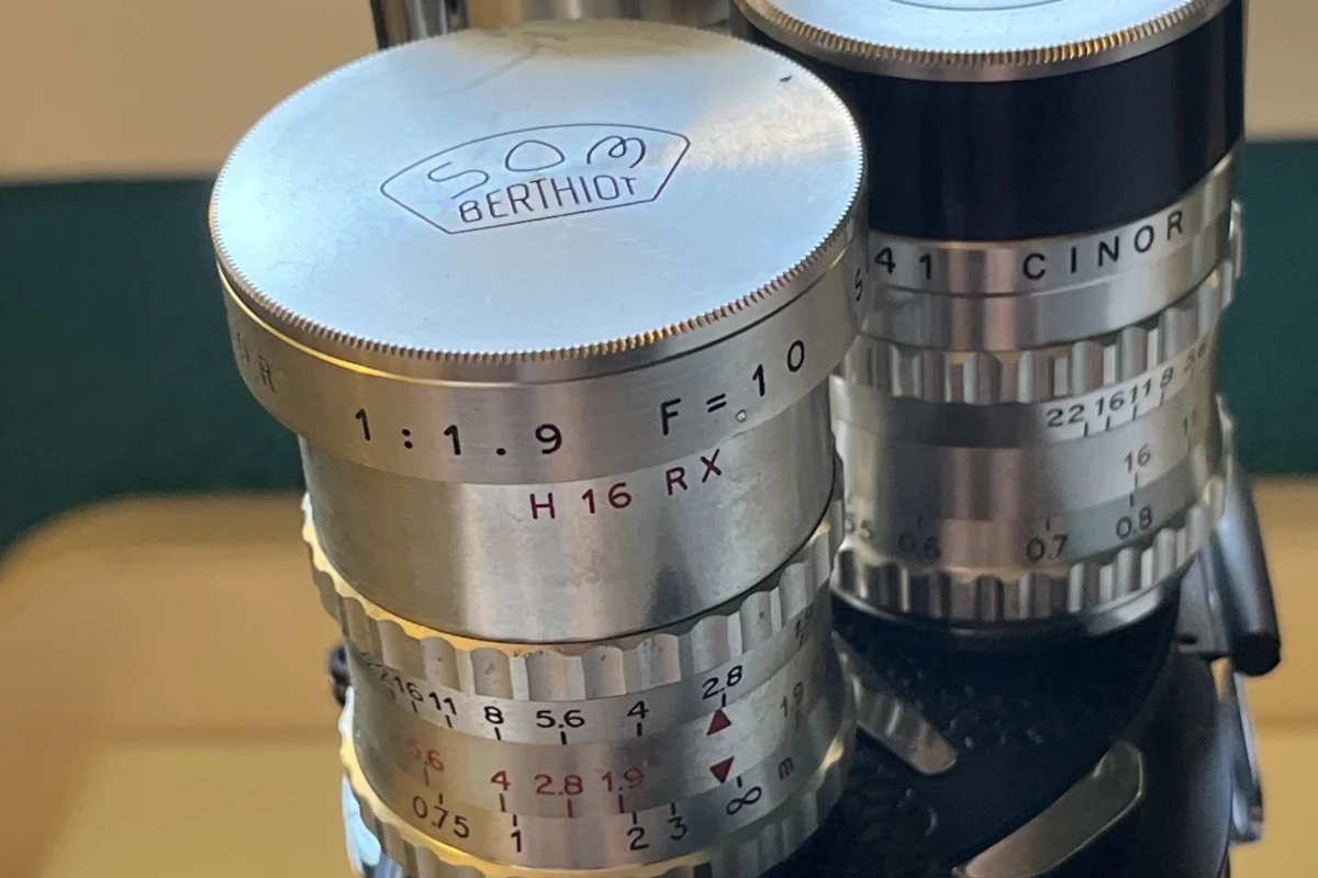 Location Bolex H16 - Lightyshare