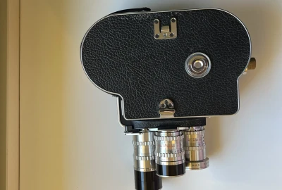 Location Bolex H16