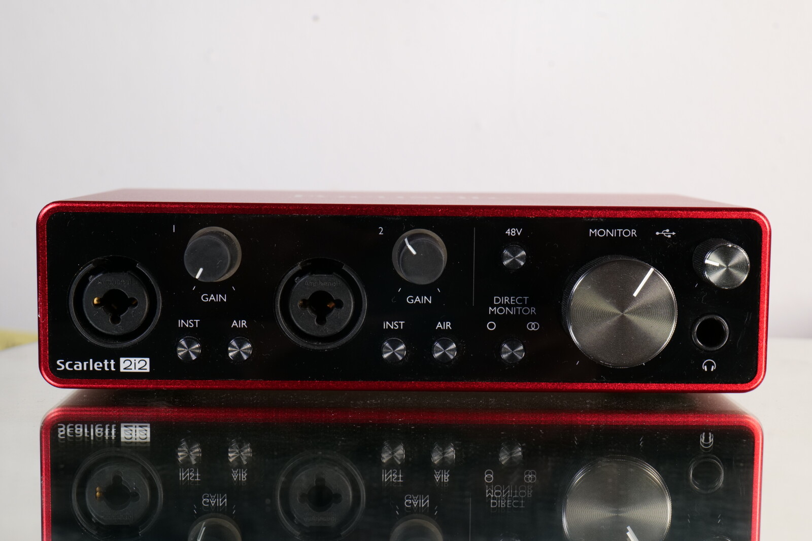 Focusrite Scarlett 2i2 - Photo 4 sur 4