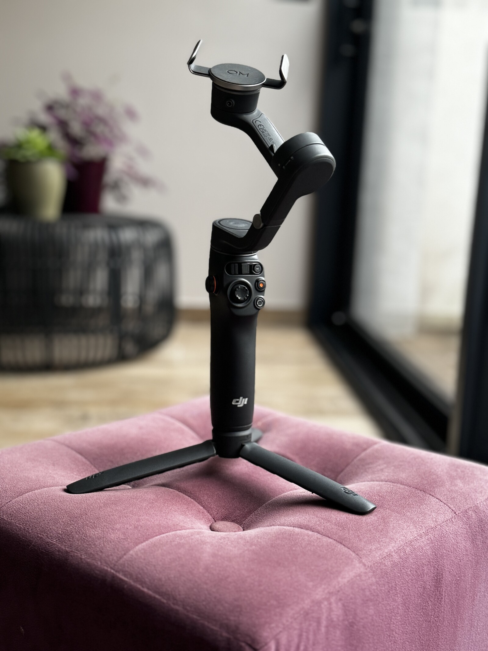 DJI Osmo mobile 6 - Photo 1 sur 1