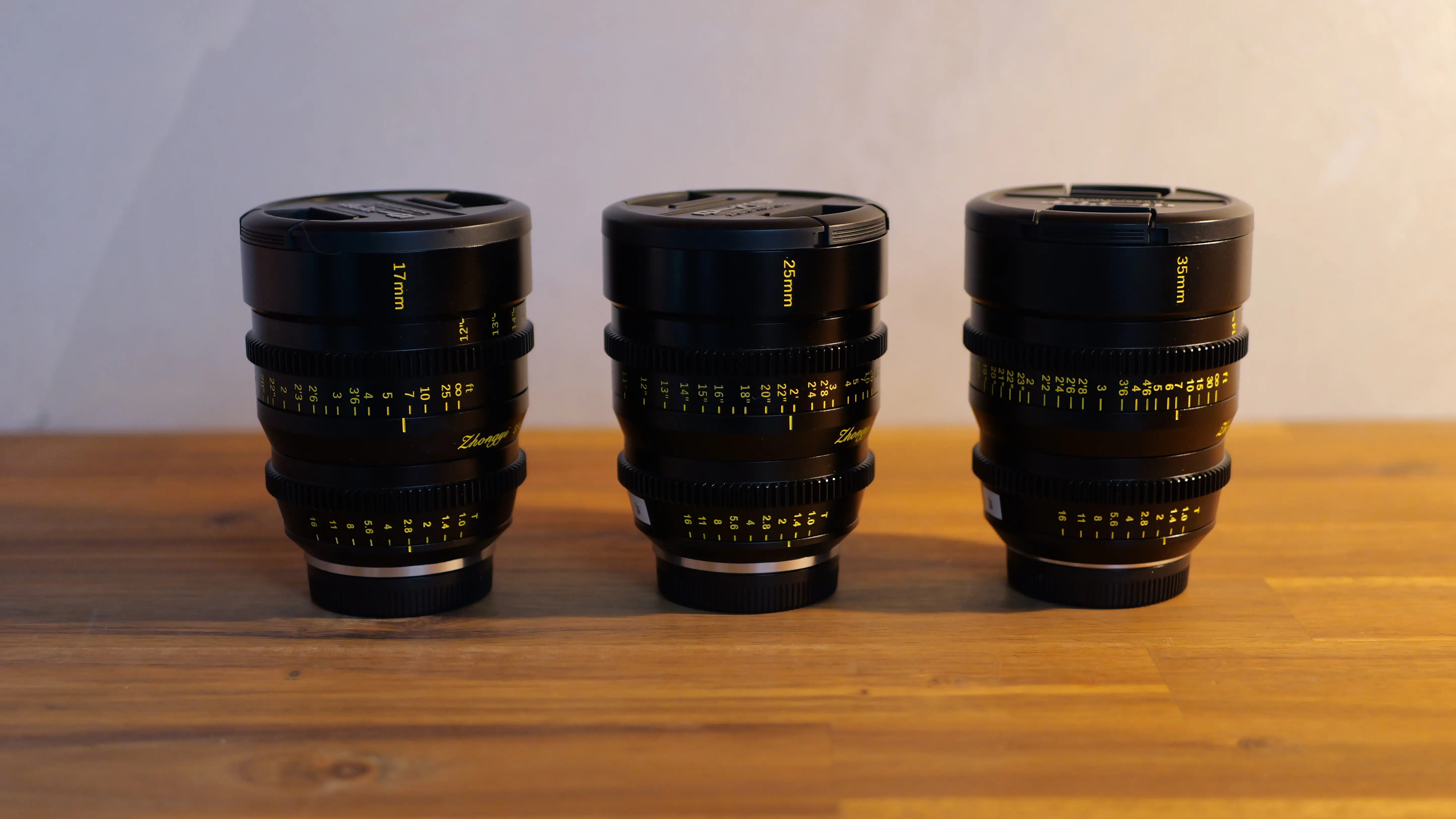 Zhongyi Mitakon Speedmaster Série de 3 objectifs MFT : 17, 25, 35mm F0.95 Micro 4/3