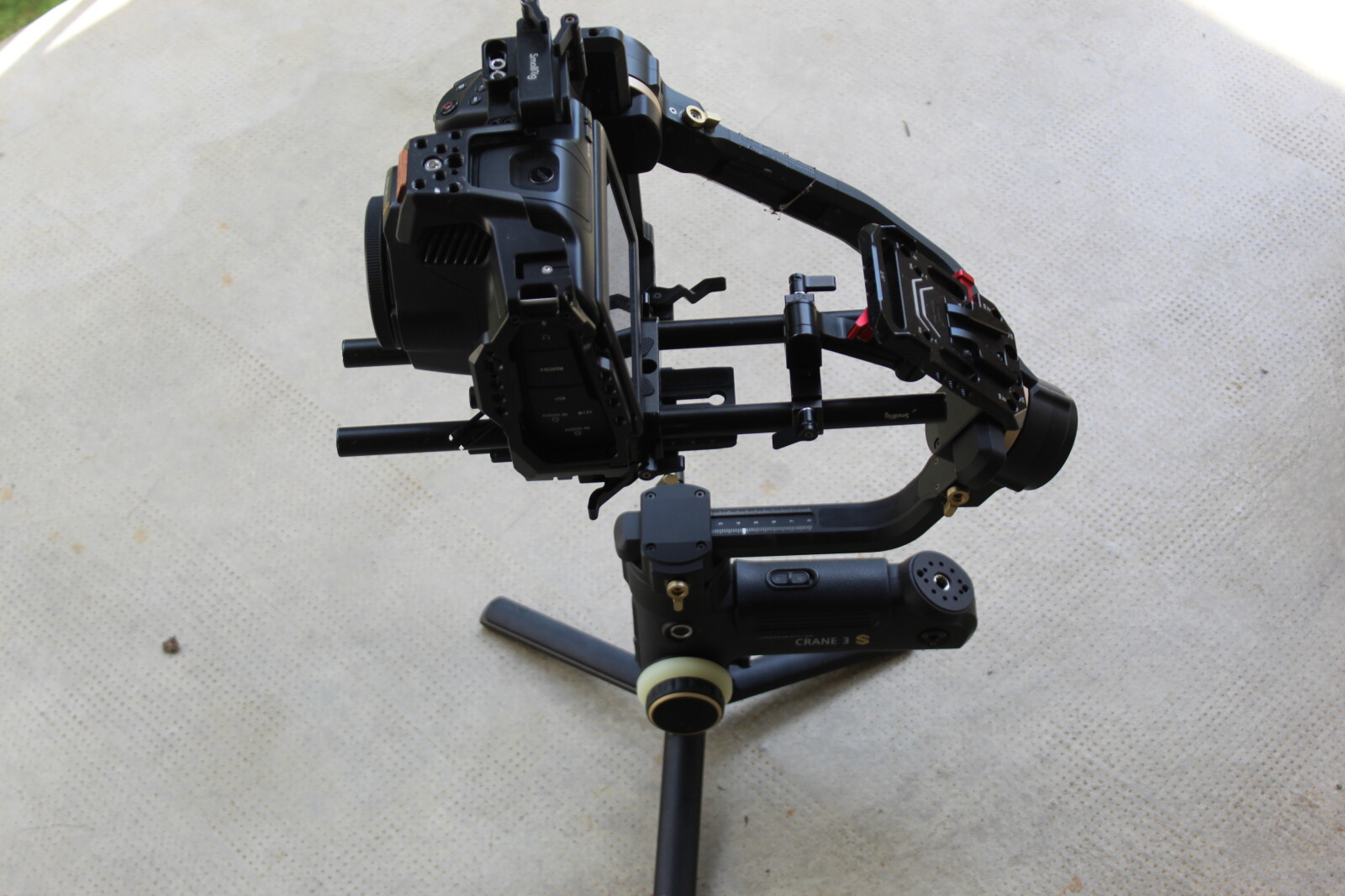 Pack BMPCC 6k Pro + Zhiyun Crane 3s Pro - Photo 2 sur 2