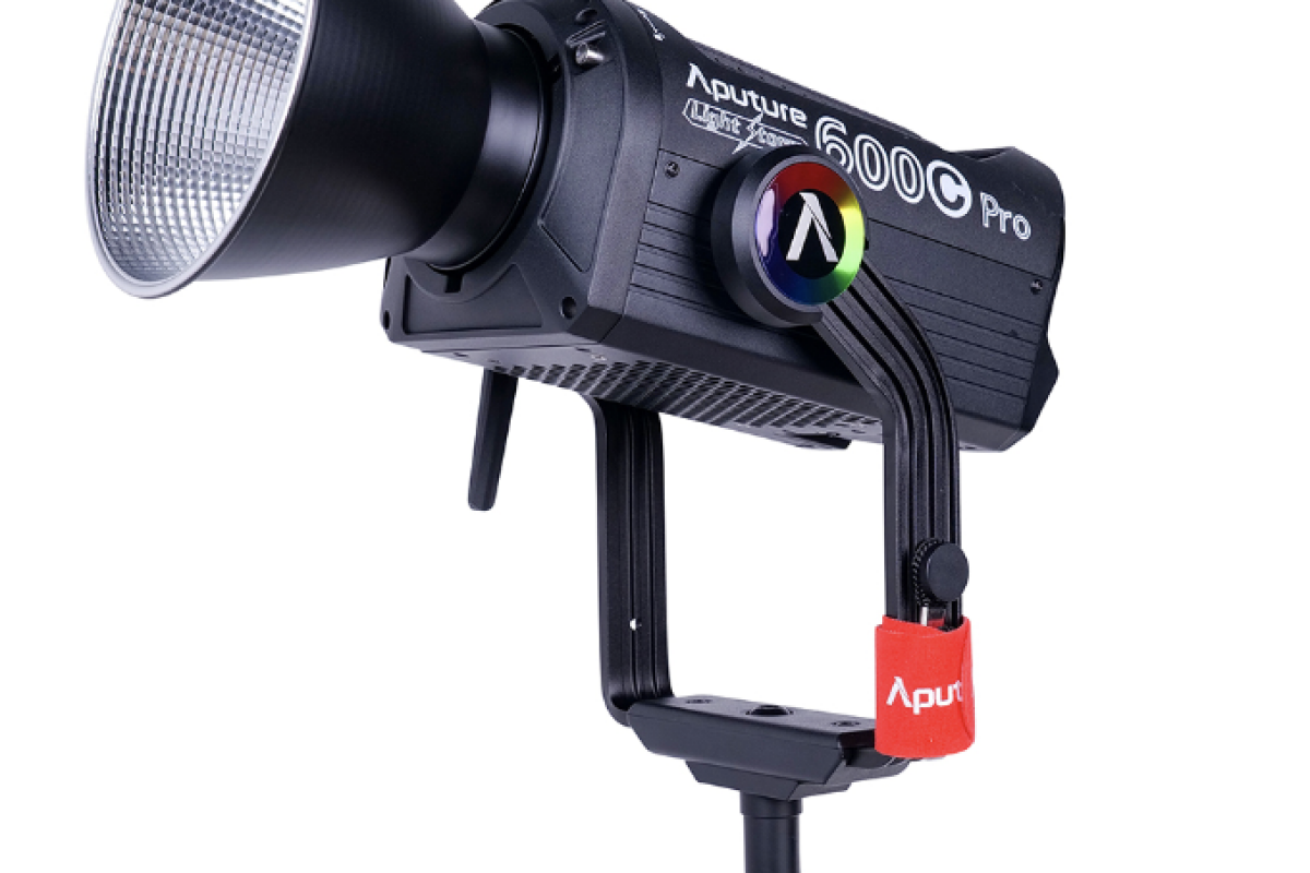 Location Aputure LS 600c Pro II - Lightyshare