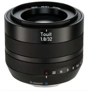 Location Zeiss Touit 32mm f/1.8