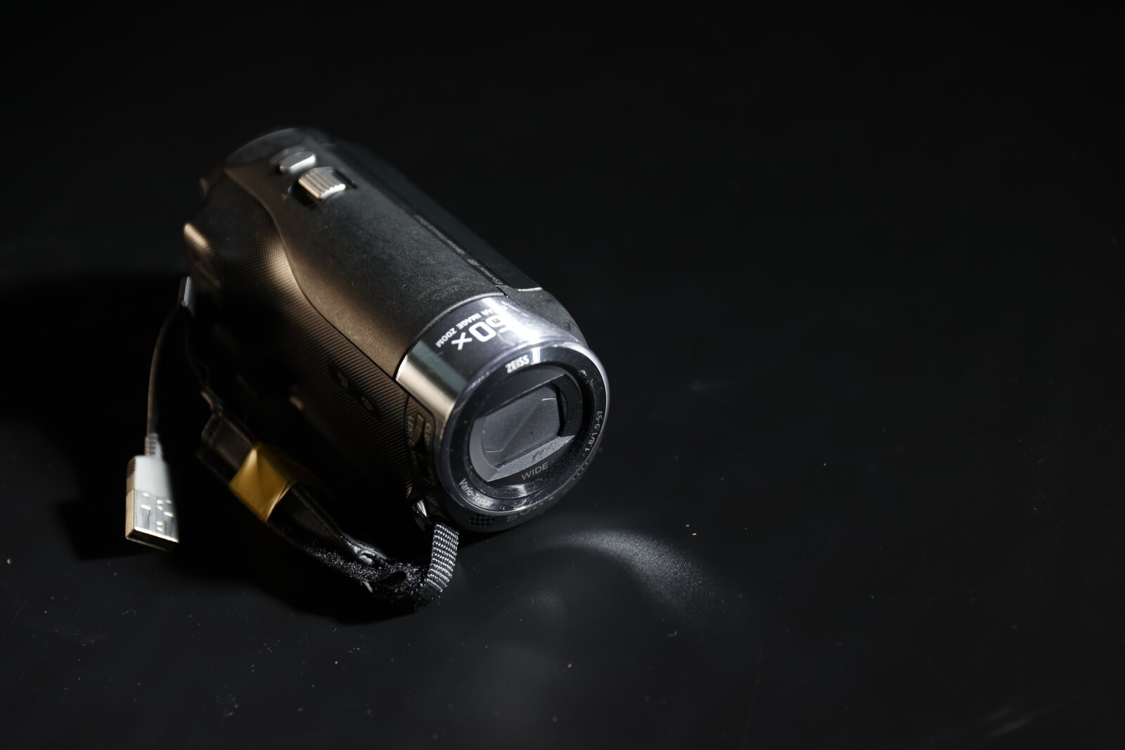 Sony HDR-CX305 - Photo 4 sur 4