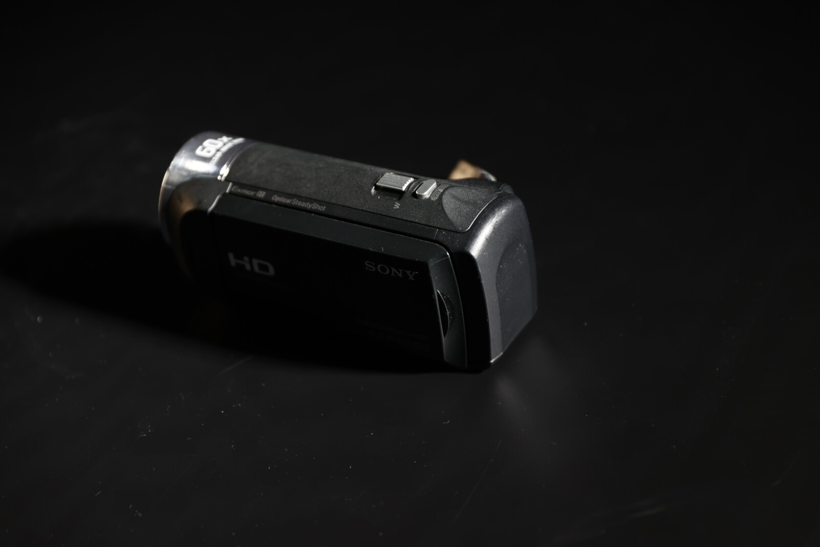 Sony HDR-CX305 - Photo 1 sur 4