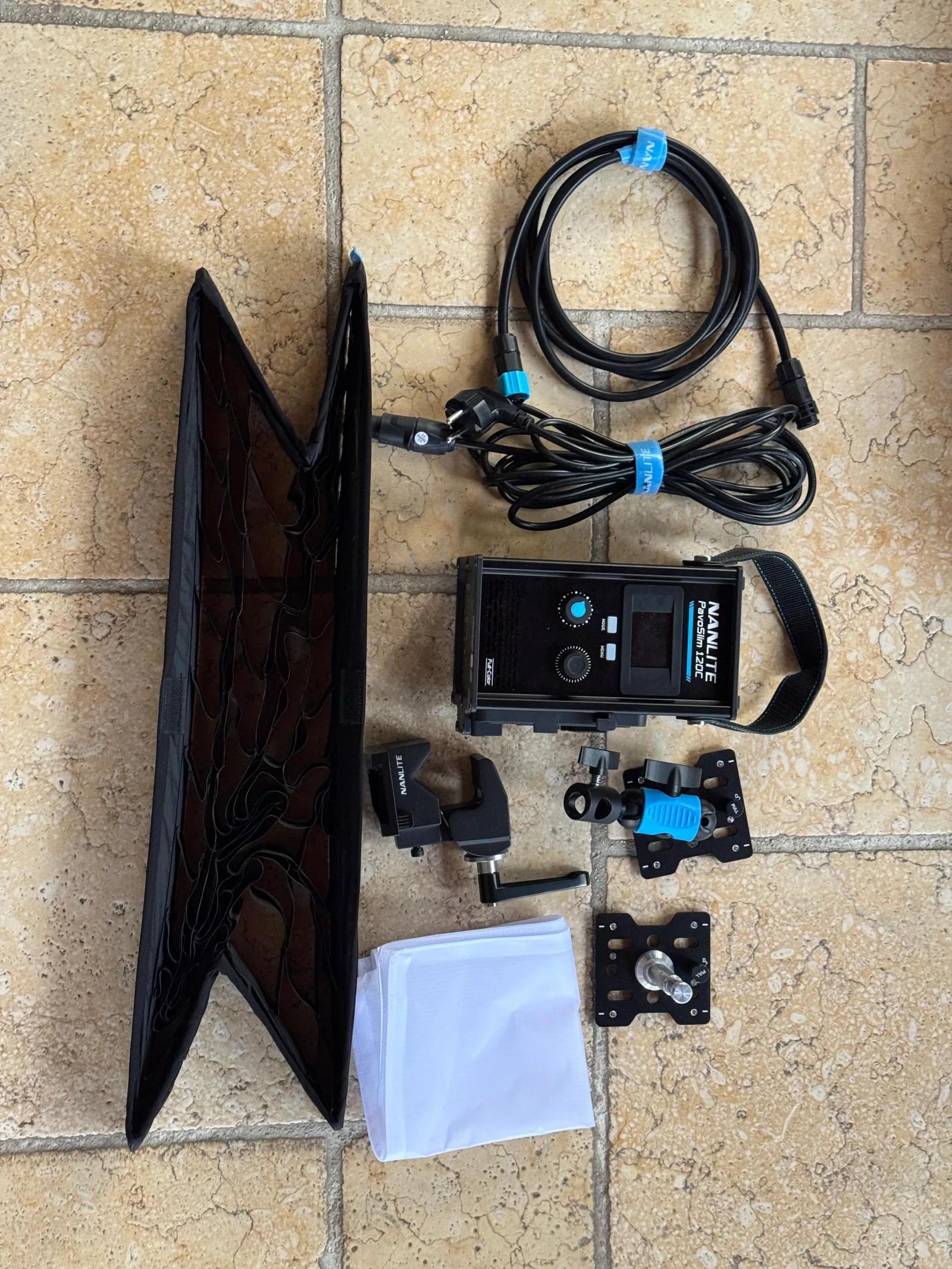 Nanlite PavoSlim 120C - Photo 4 sur 4