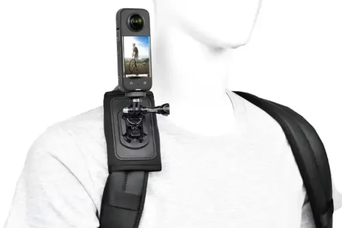 Location Insta360 Attache bretelle - Lightyshare