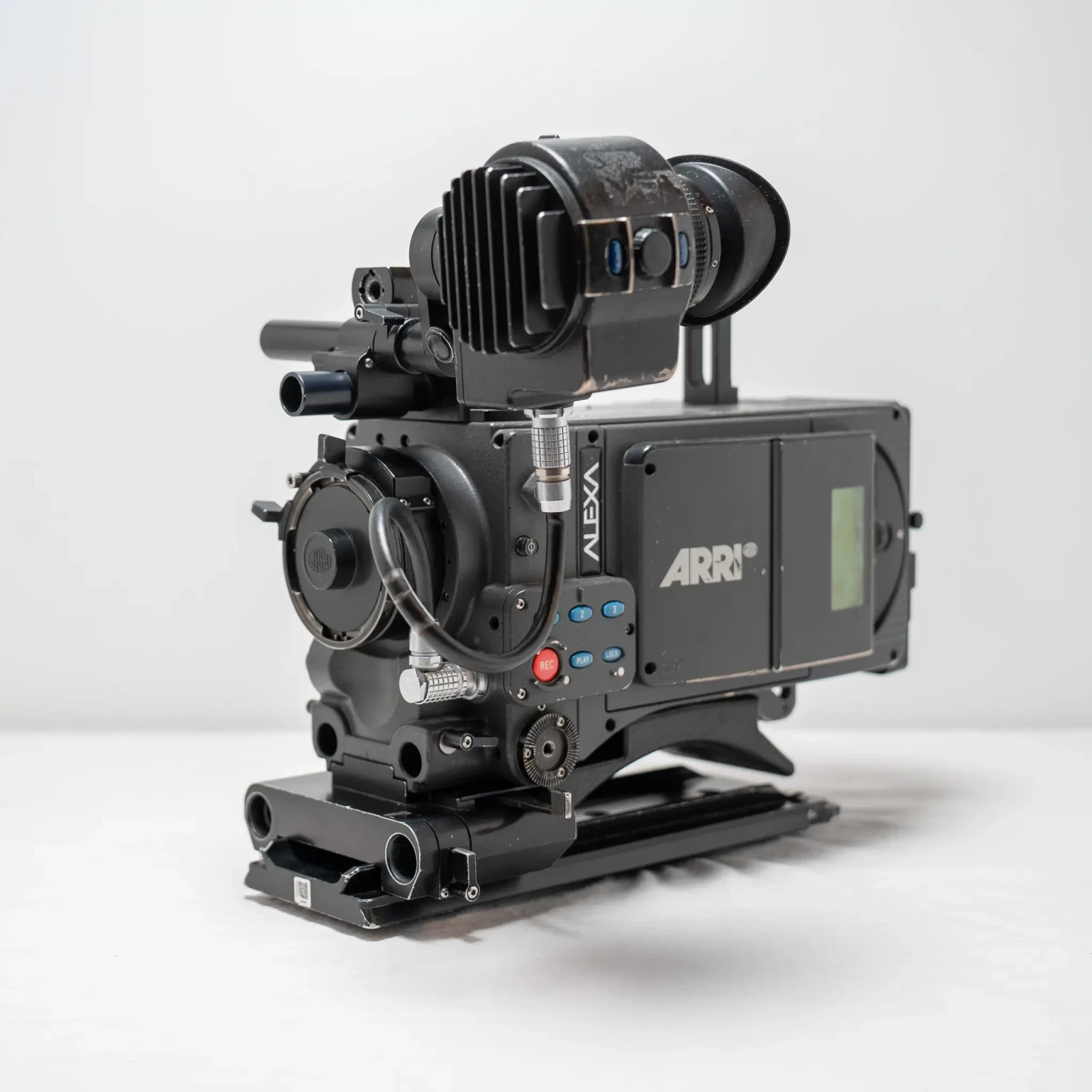 Kit prêt à tourner ARRI Alexa Plus XR 4:3 + Série Sony CineAlta Prime - Photo 2 sur 6