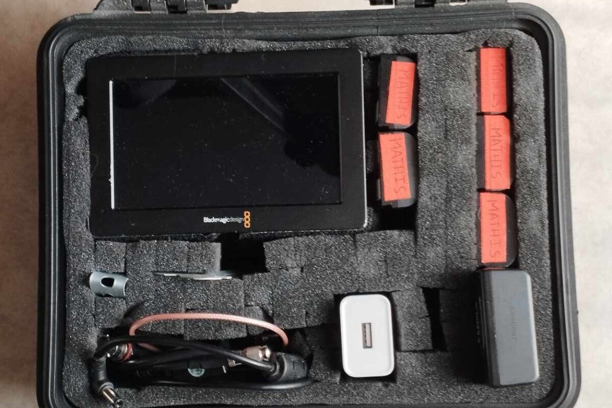 Location Blackmagic Design Video Assist 5 3G - Lightyshare
