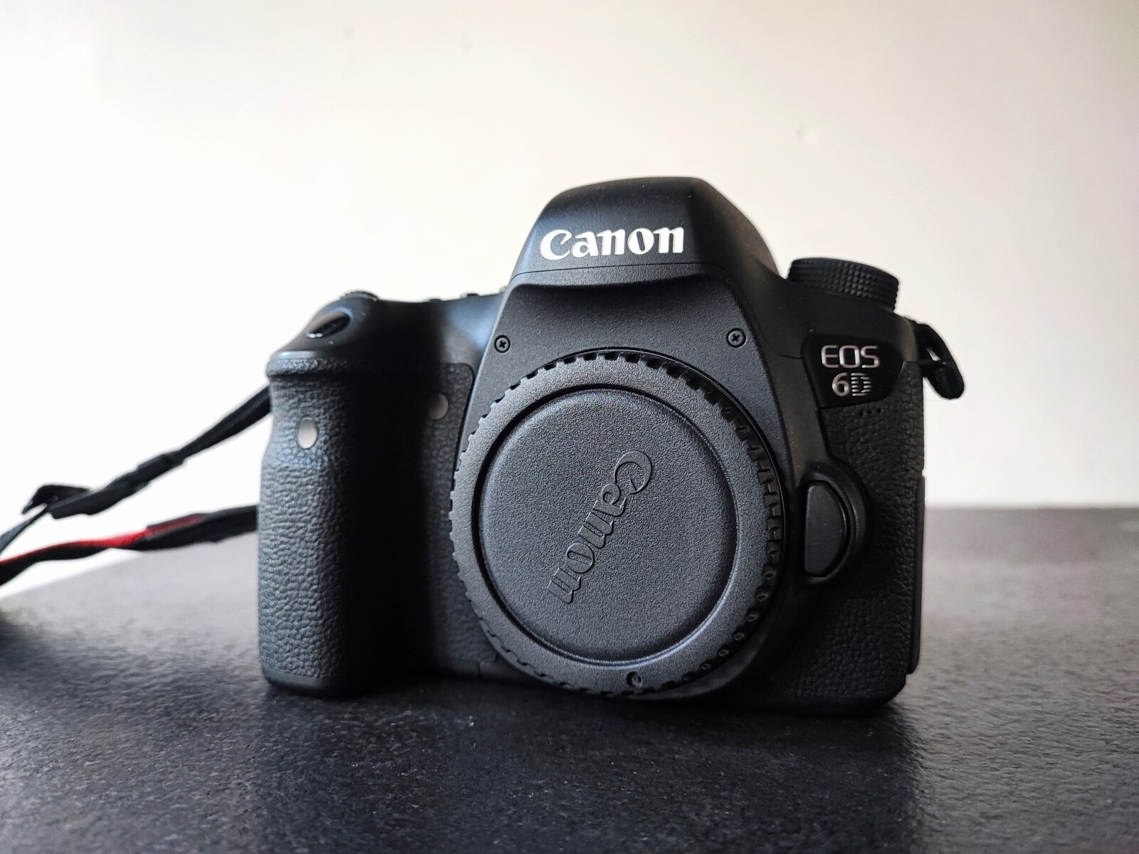 Canon EOS 6D - Photo 1 sur 3