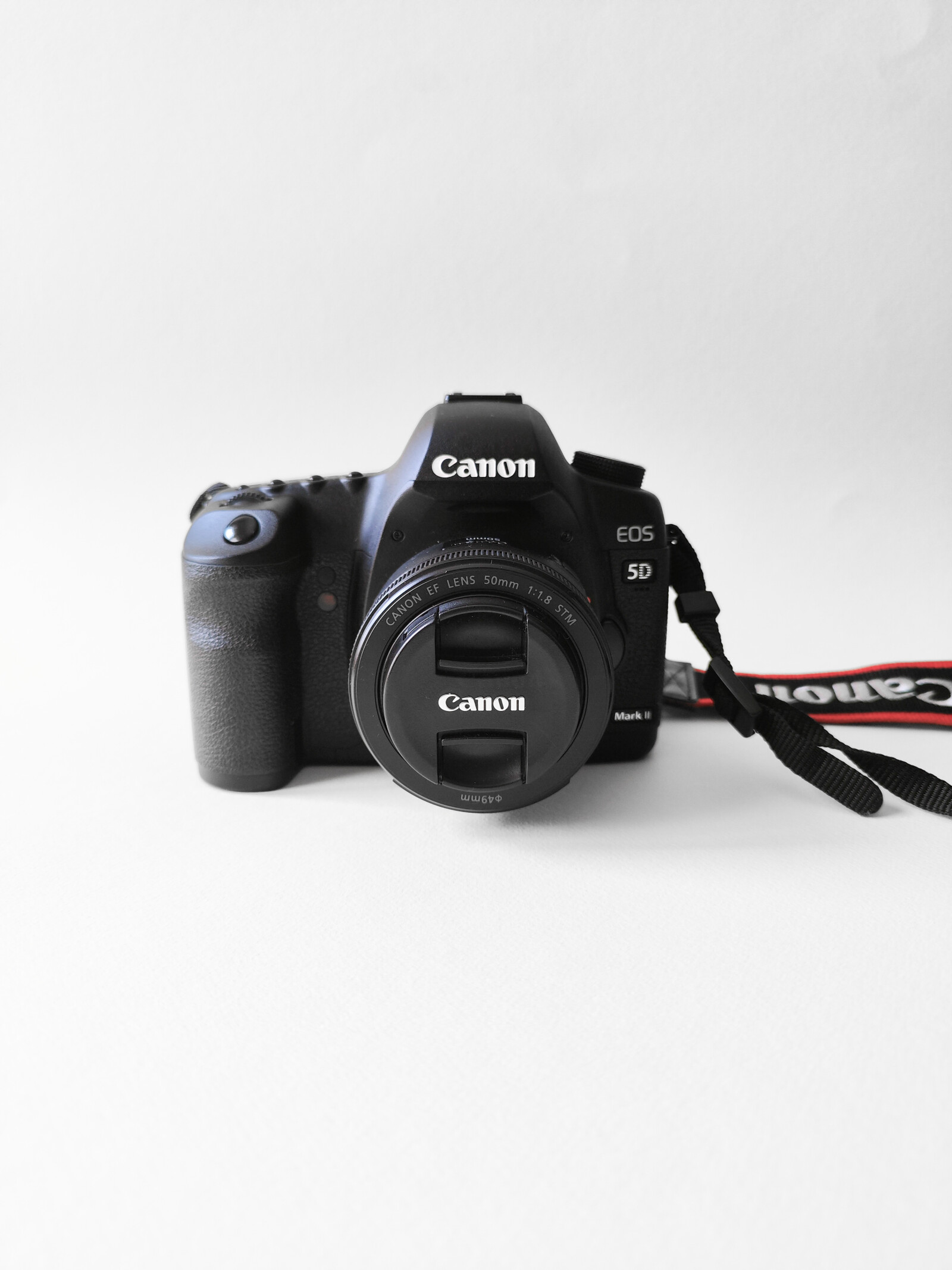 Canon 5D Mark II - Photo 2 sur 3