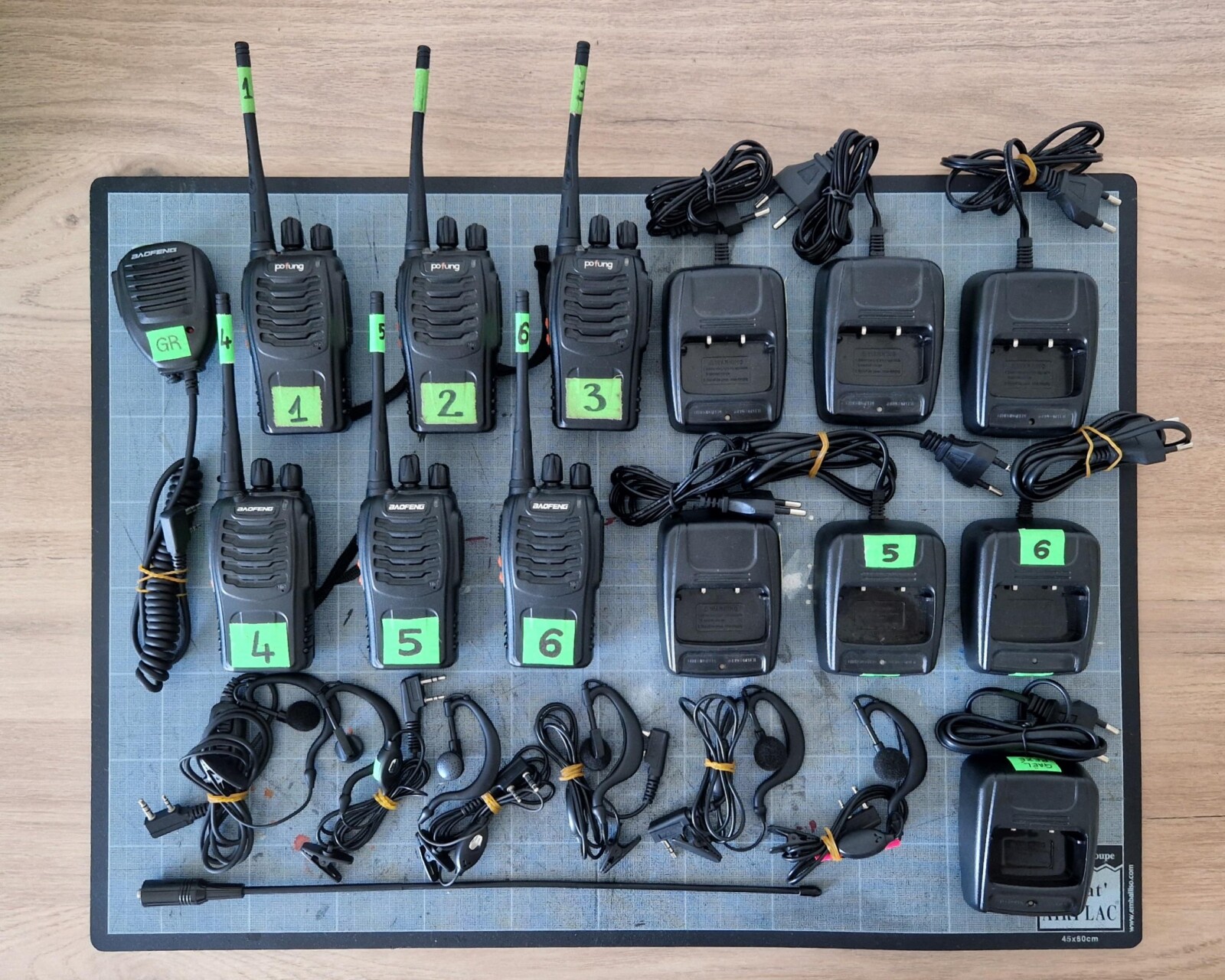 Kit x6 Talkie-walkies BF-888s + Accessoires - Photo 2 sur 9