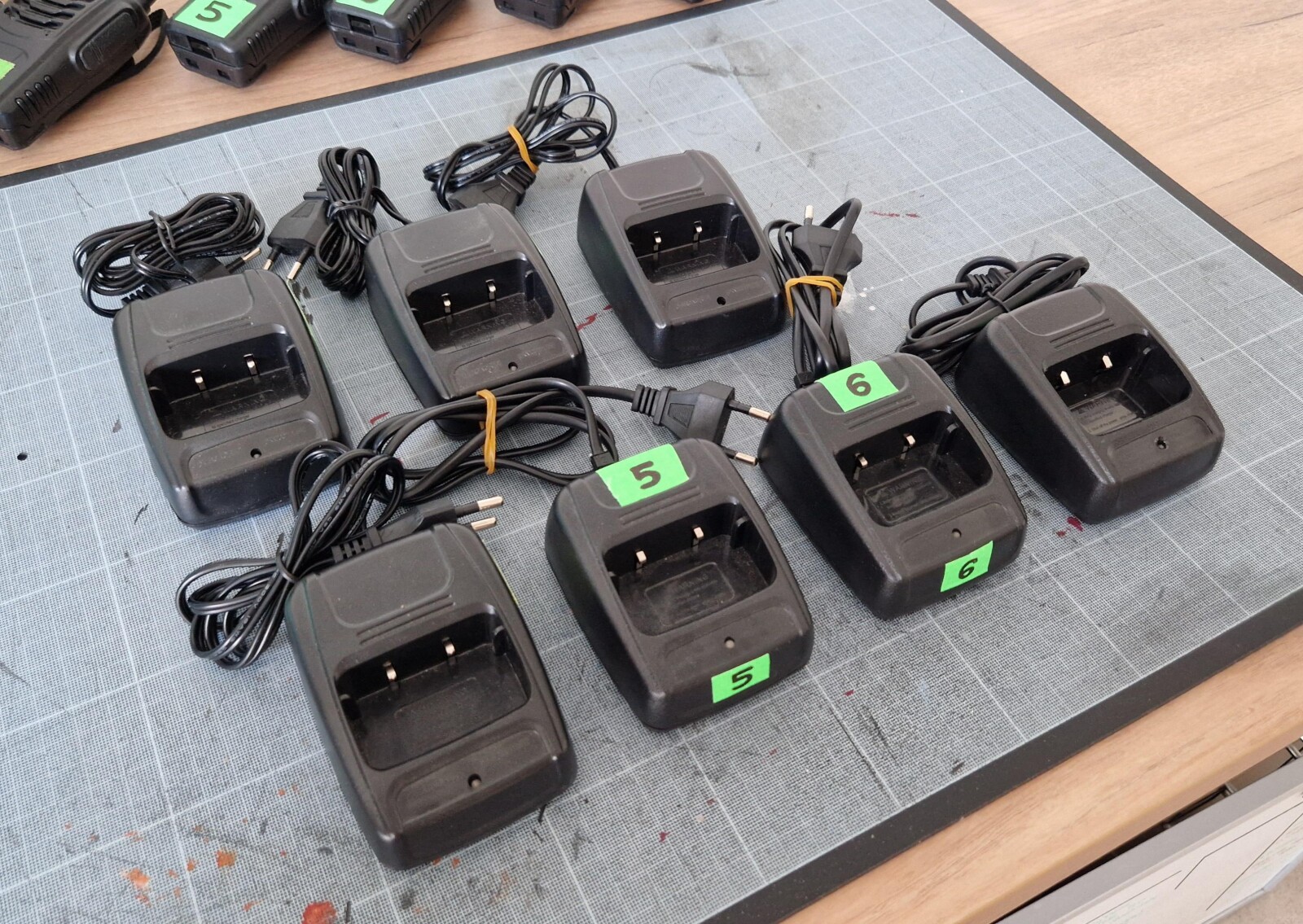 Kit x6 Talkie-walkies BF-888s + Accessoires - Photo 4 sur 9