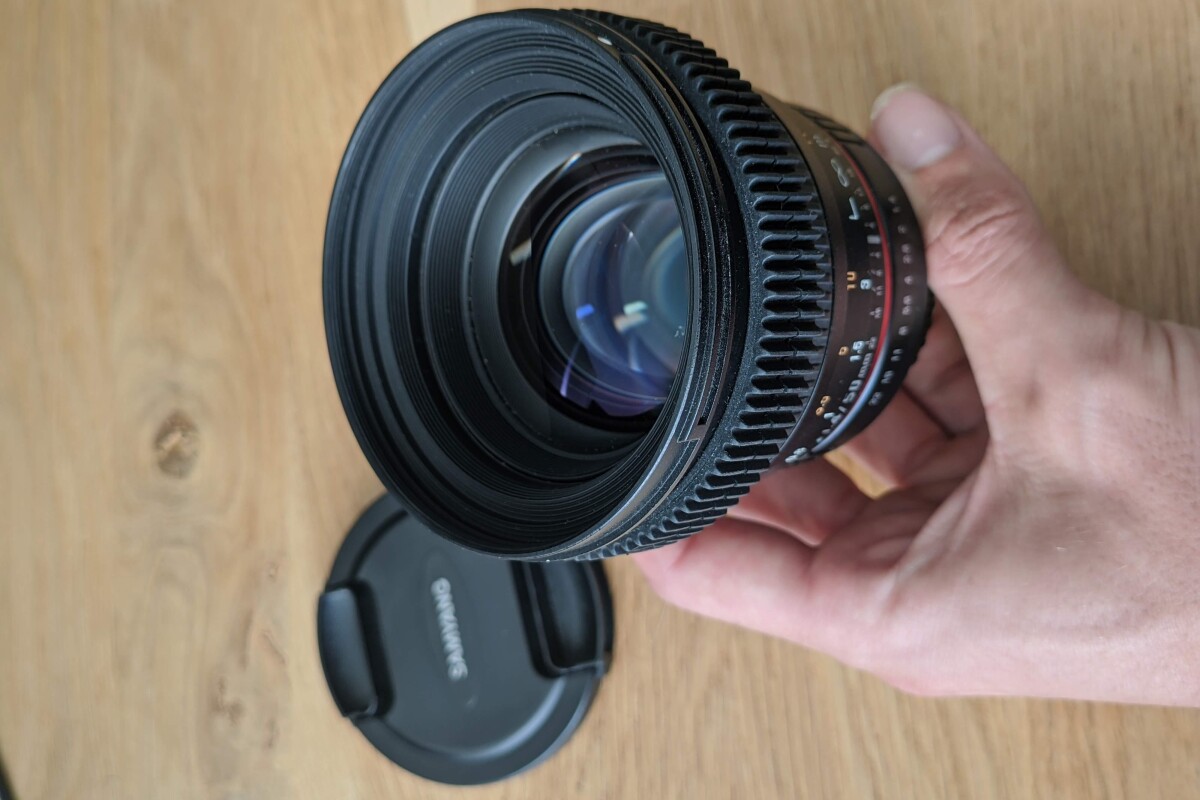 Location Samyang 50mm F1.4 AS UMC monture Canon EF + Lens Mod 0.8 - Lightyshare