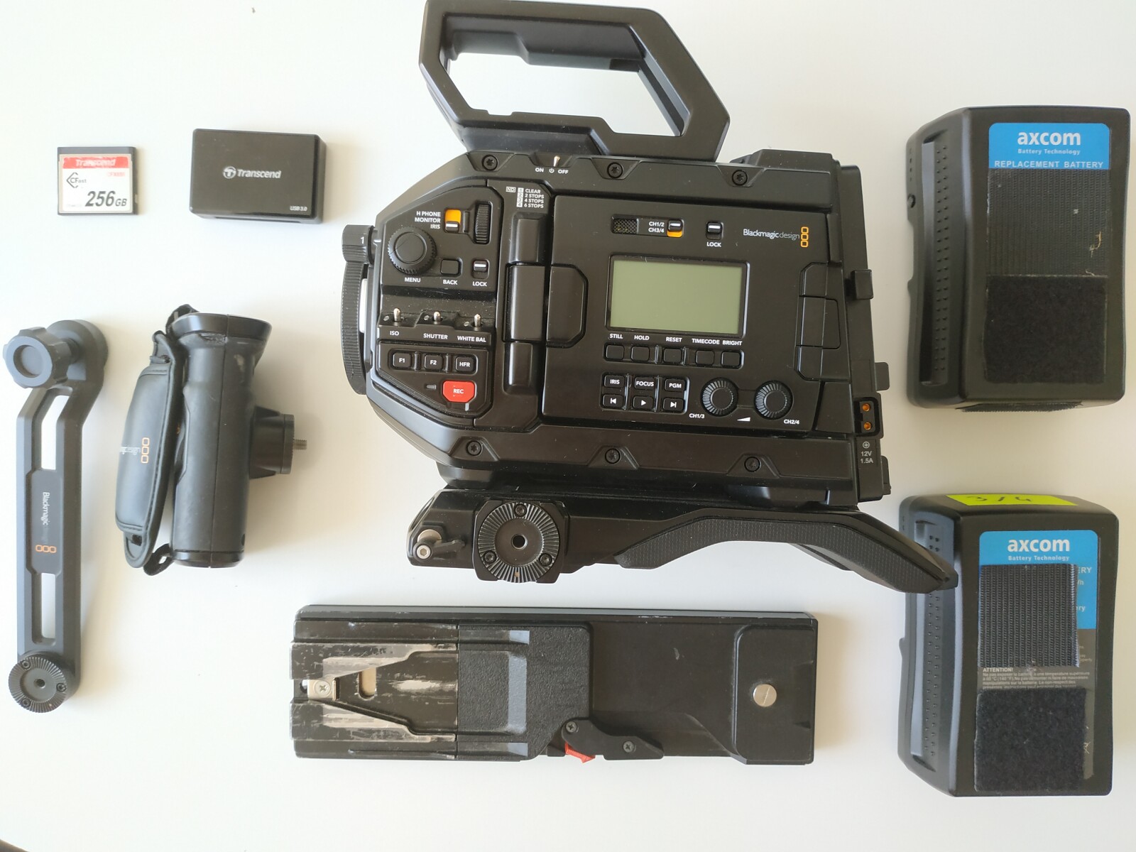  Blackmagic URSA MINI PRO 4,6K - Photo 1 sur 7