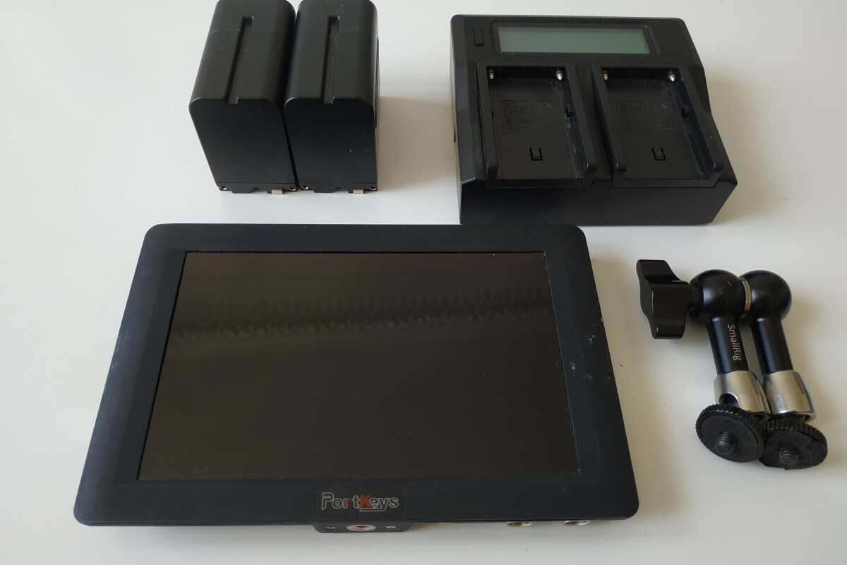 Location Moniteur 7" - SDI + HDMI in/out - Lightyshare