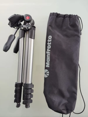 Location Manfrotto Advanced Compact