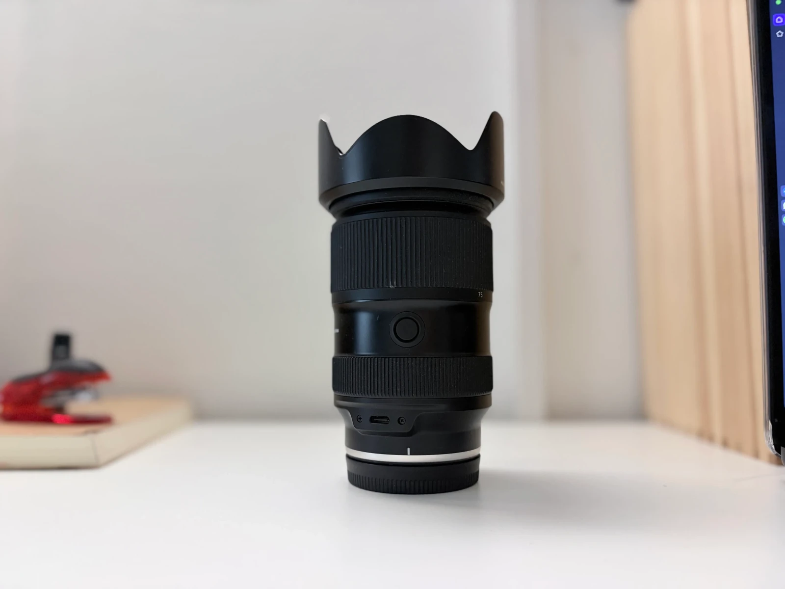 Tamron 28-75mm F/2.8 Di III VXD G2 - Photo 2 sur 3