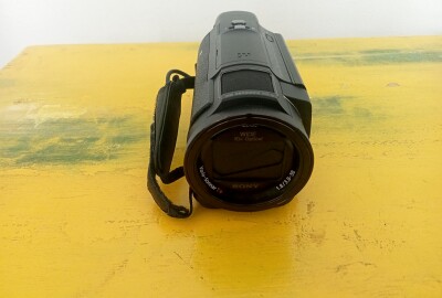 Location Sony FDR-AX33