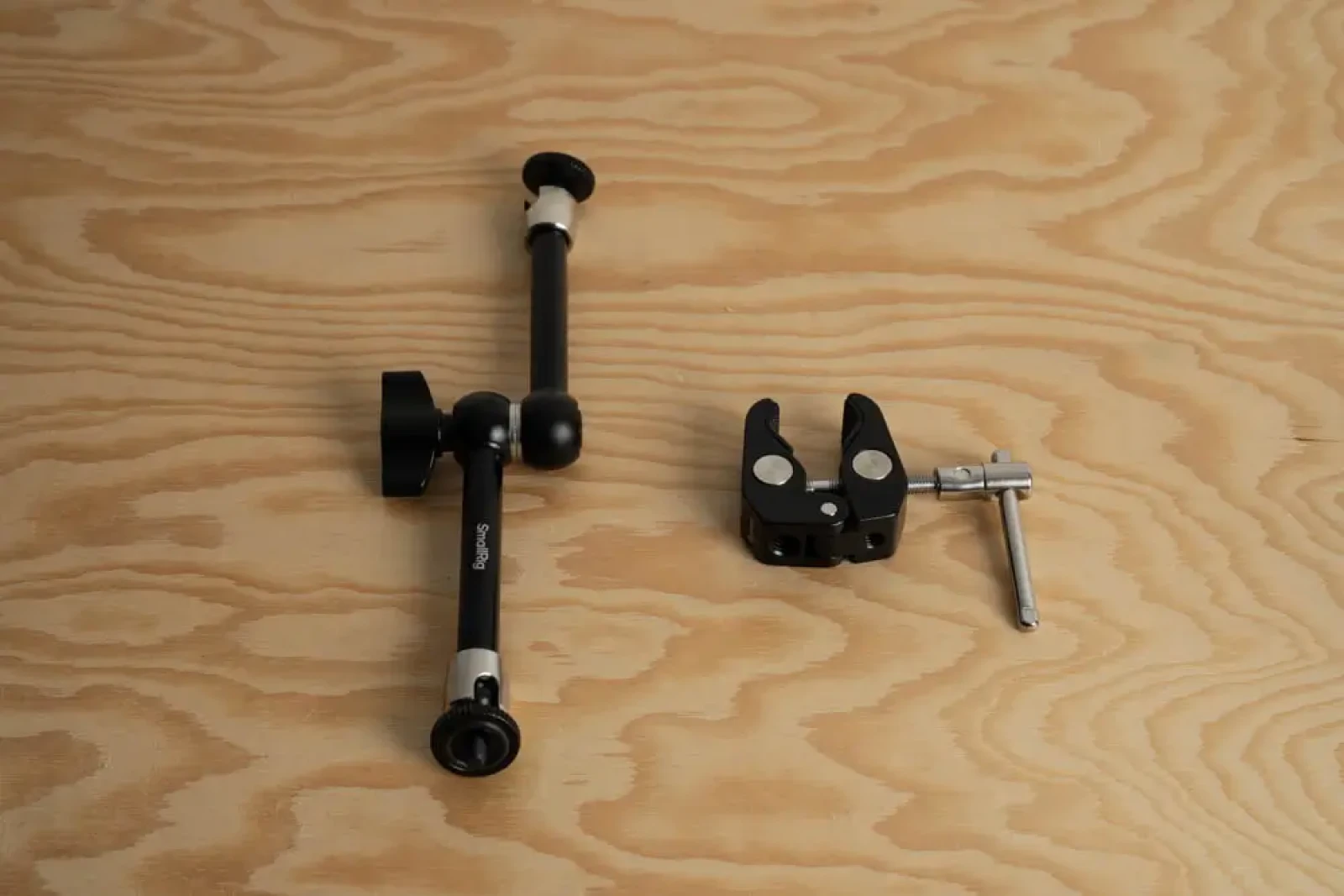 SmallRig Bras magique et Super Clamp 2732 - Photo 1 sur 2