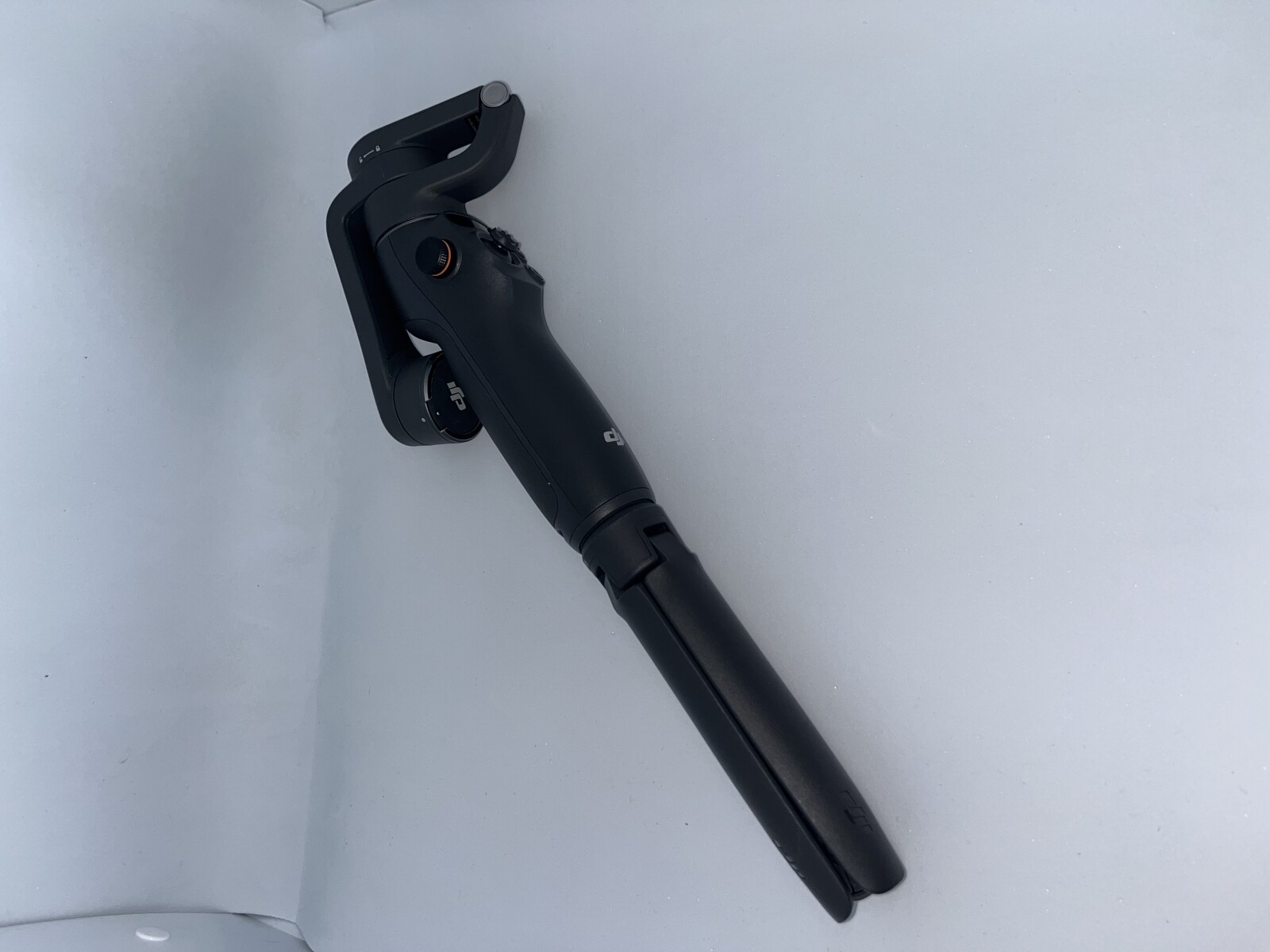 DJI Osmo Mobile - Photo 2 sur 4