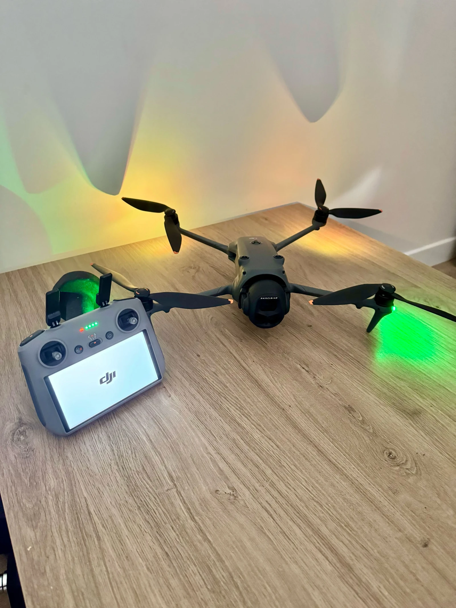DJI Mavic 4 pro - Photo 3 sur 4