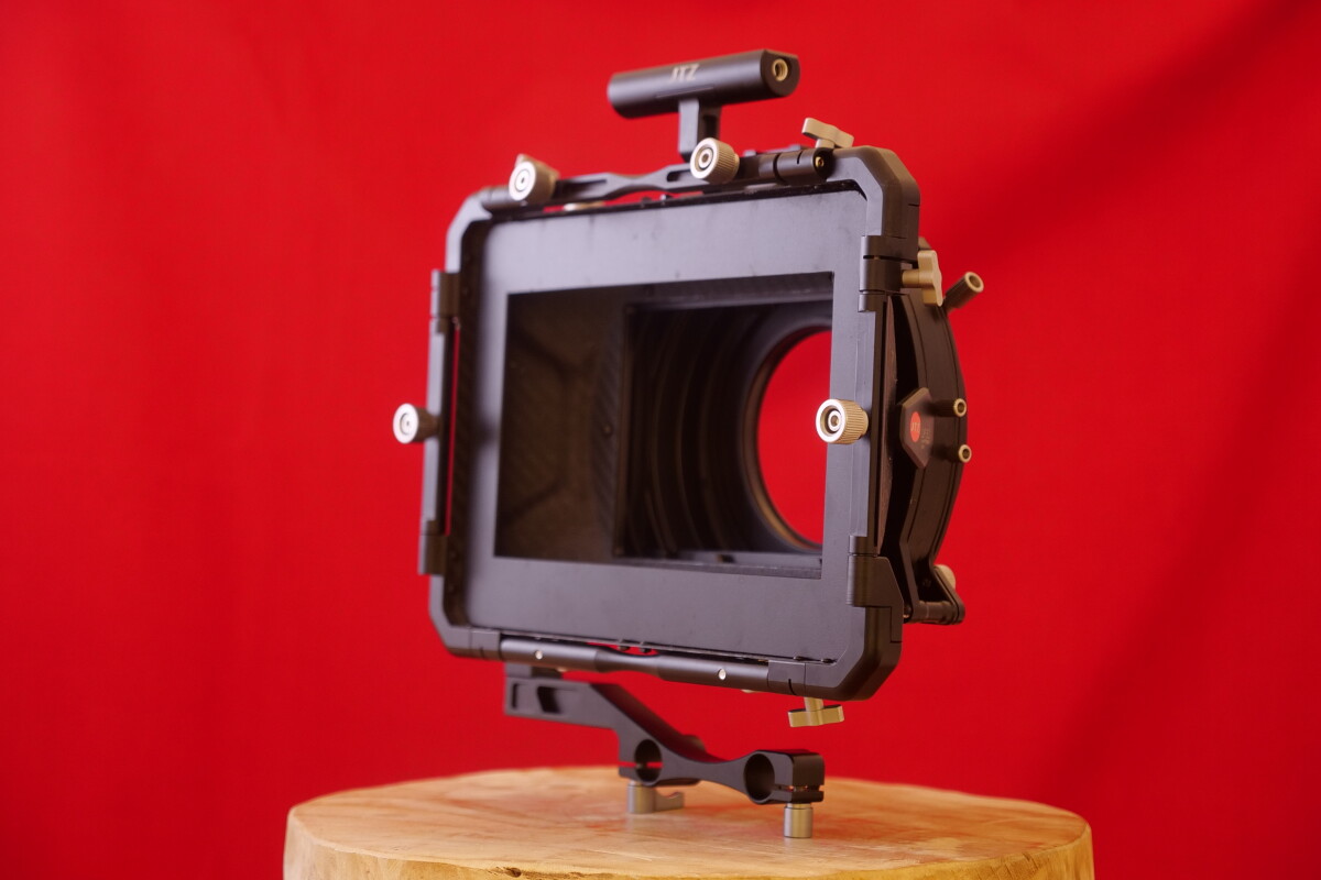 Location JTZ DP30 - Lightyshare