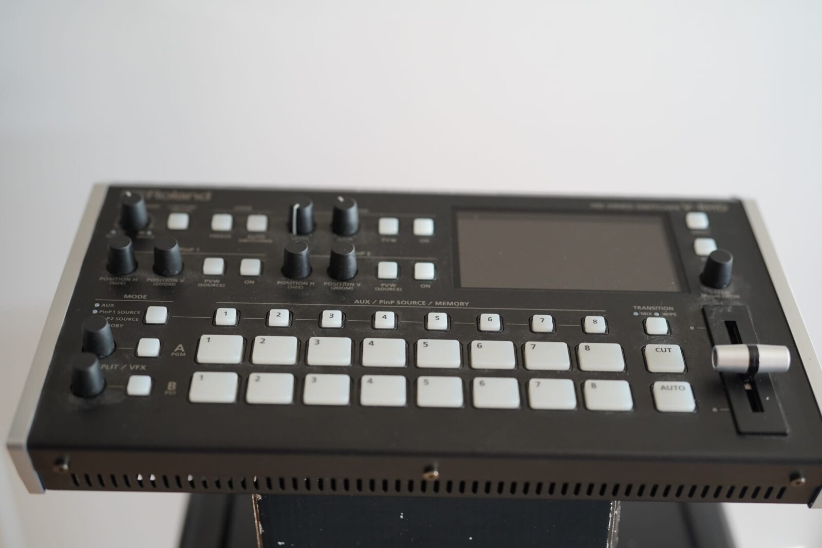 Roland V-8HD - Photo 1 sur 2