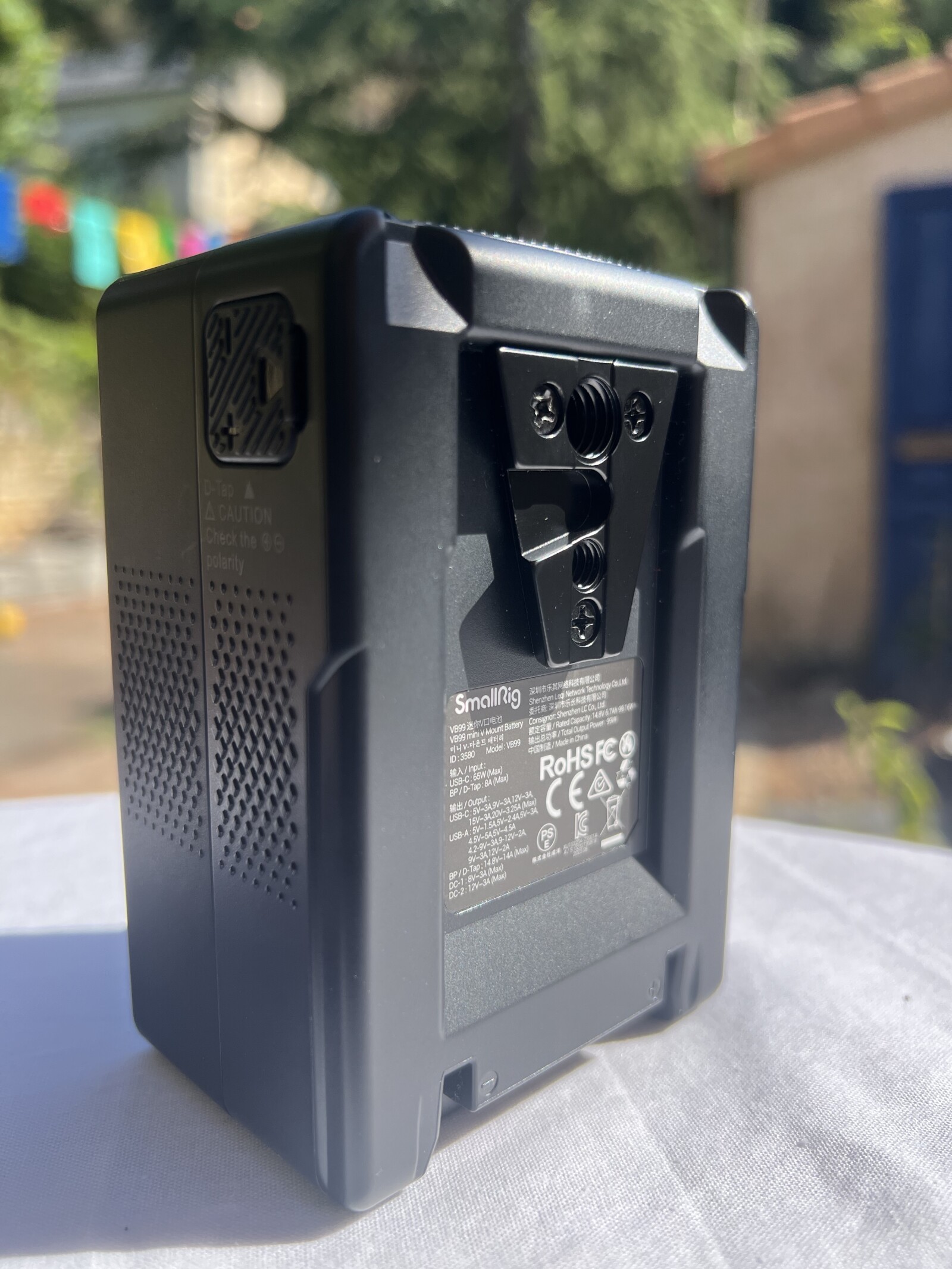 SmallRig VB99 Batterie mini V-Mount (99Wh) - Photo 2 sur 2