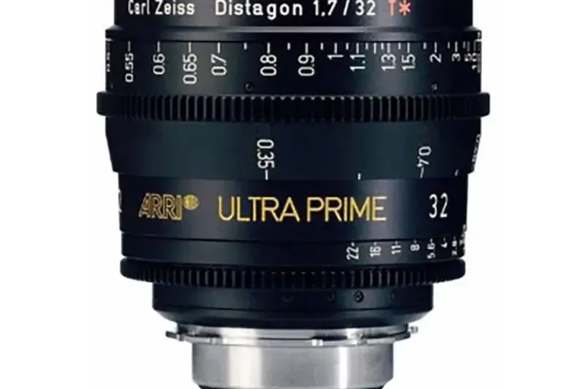 Location Arri Zeiss Ultra Prime 32mm - Lightyshare