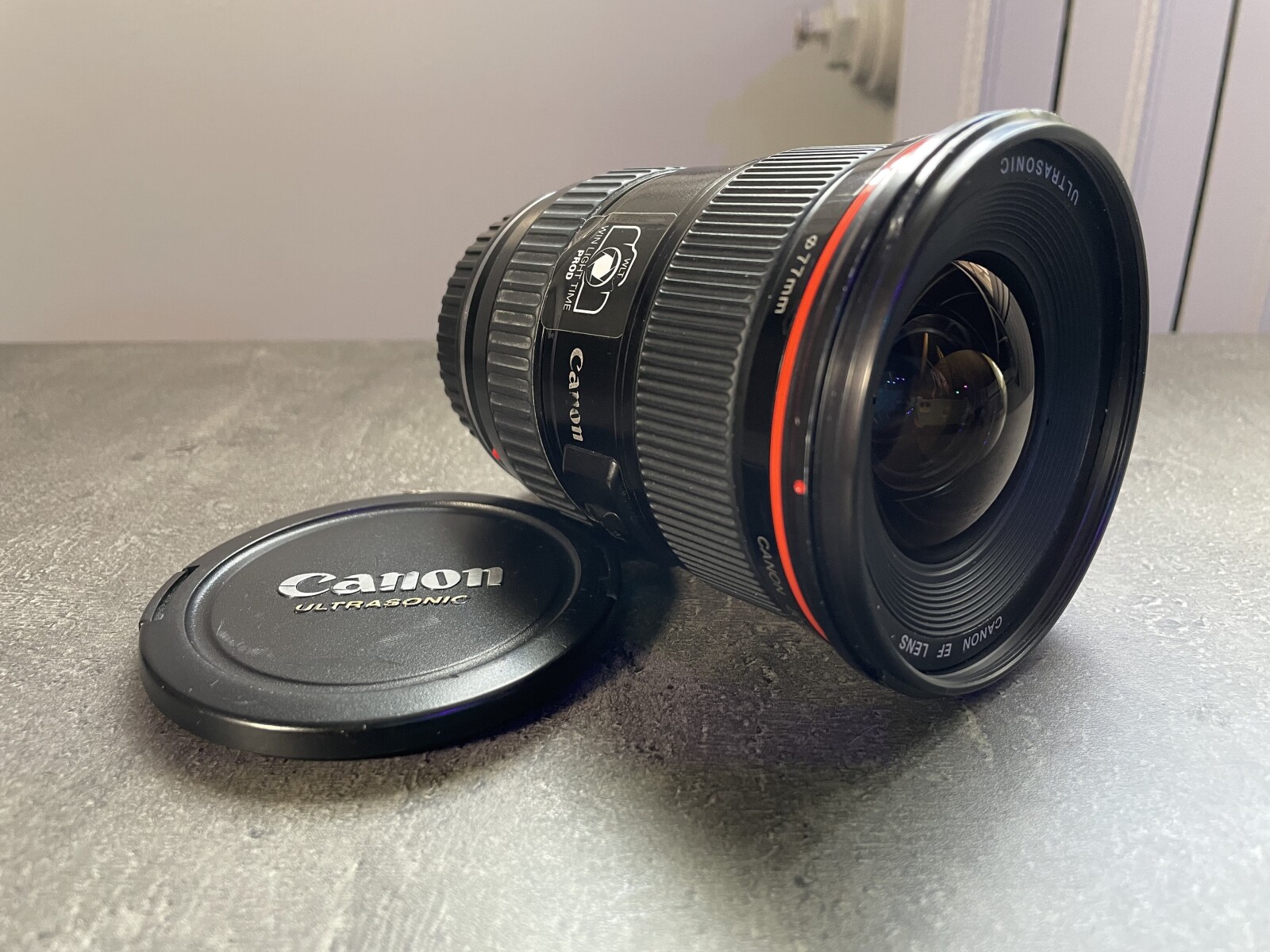 Objectif Canon 17-35mm F/2.8 série L - Photo 2 sur 2
