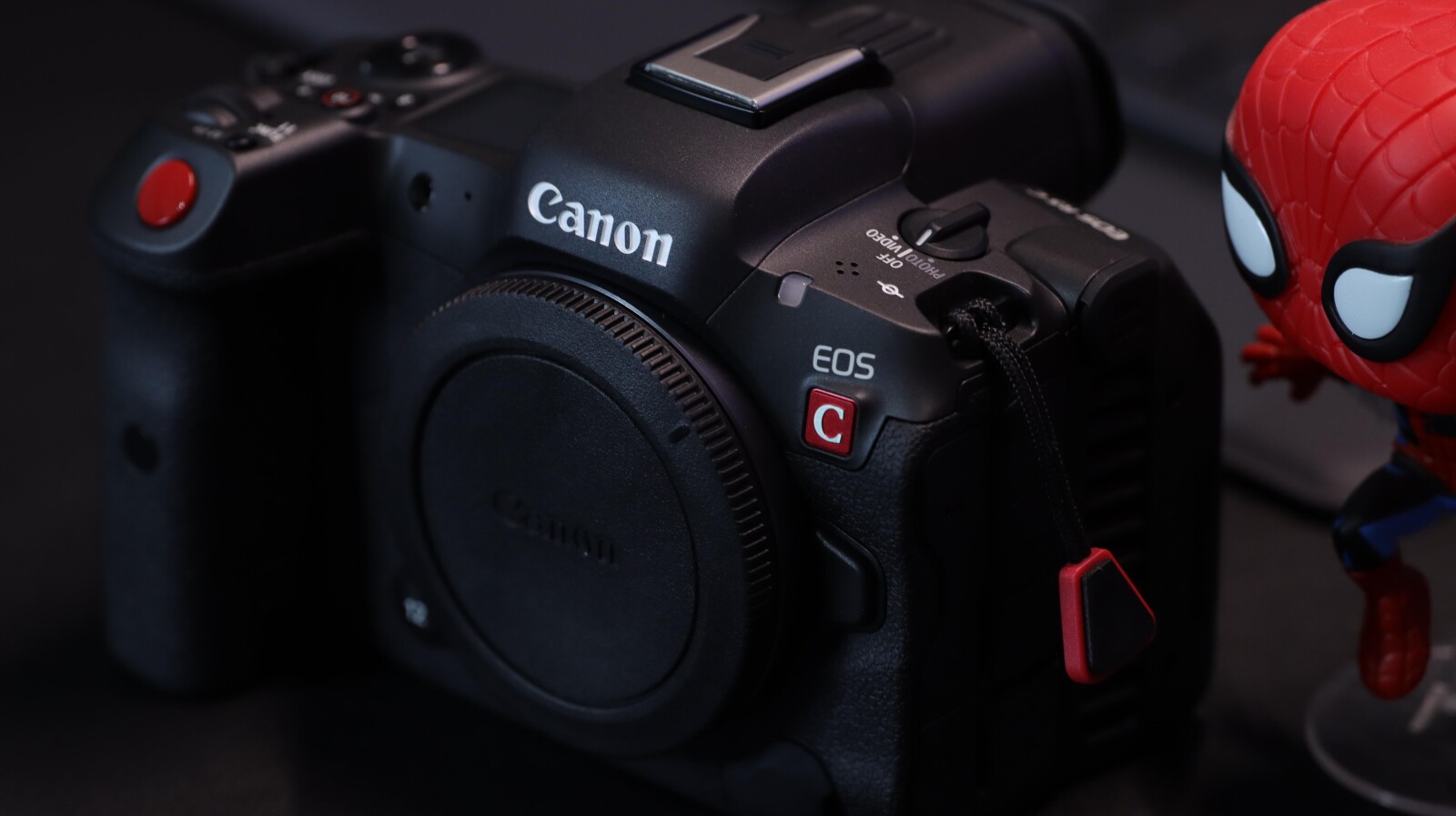Canon R5C - Photo 2 sur 2