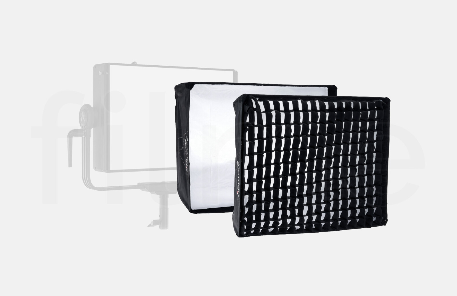 Aputure Nova P300c Softbox - Photo 1 sur 2
