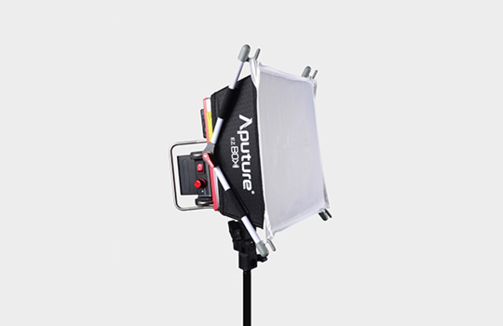 Led Aputure Tri-8c (panneau à leds) - Photo 1 sur 2