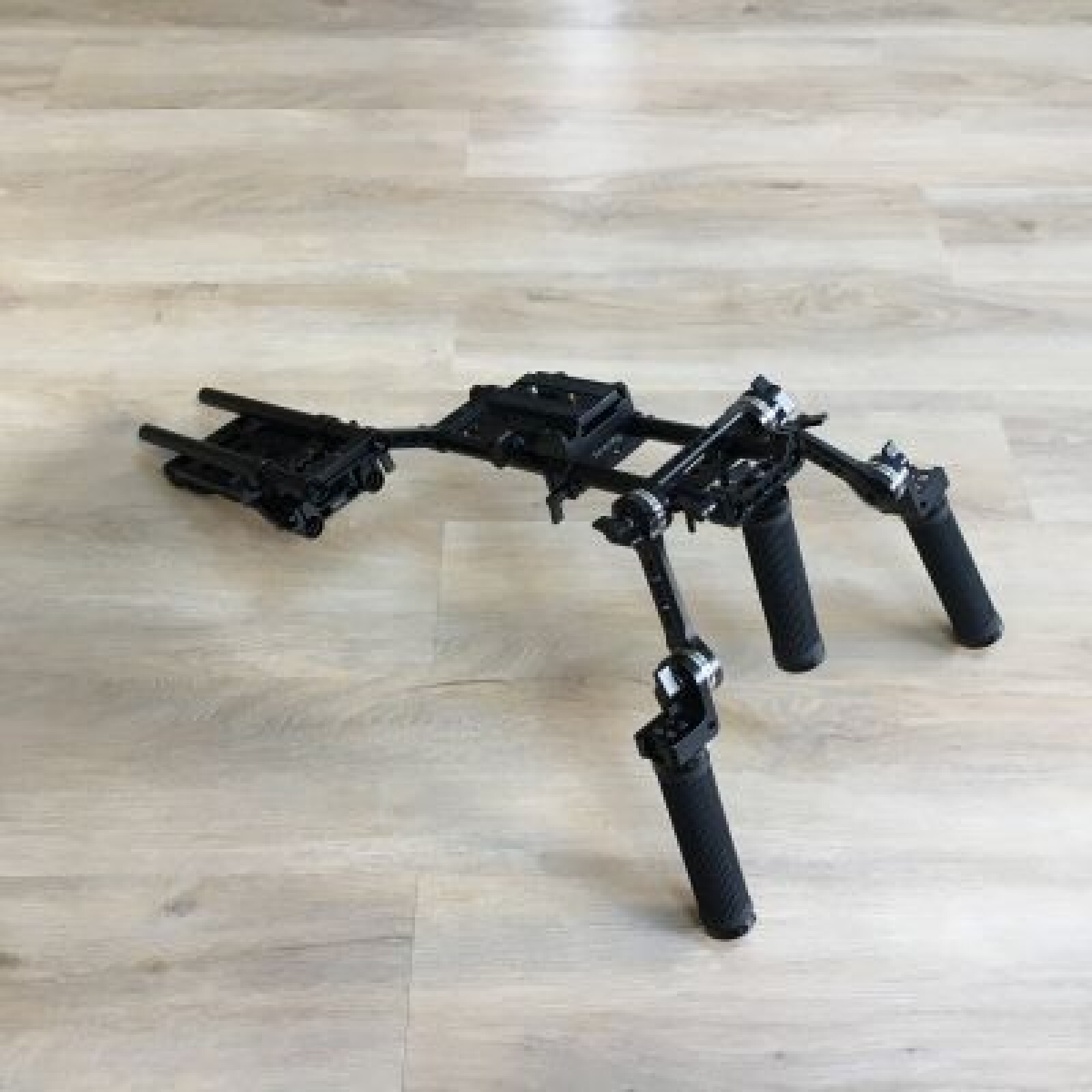 Epaulière Smallrig L (crosse épaule C200, C300, FS5, FS7...) - Photo 1 sur 3