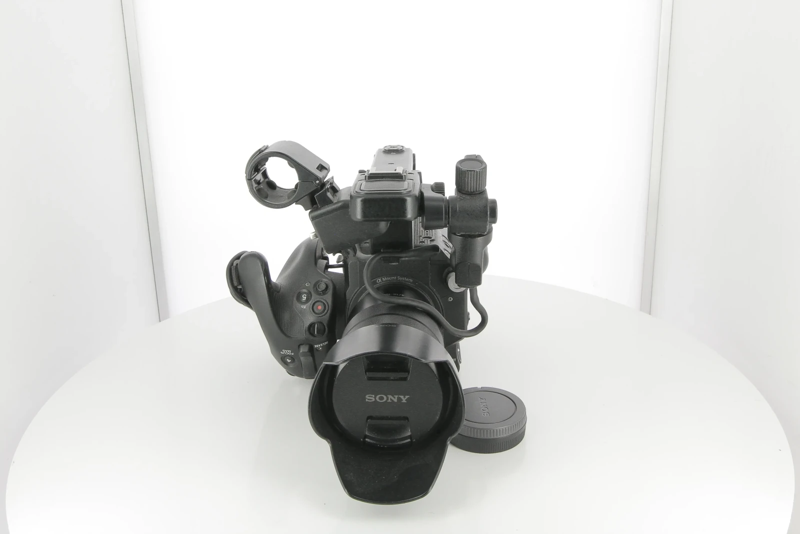 Sony PXW-FS5 - Photo 2 sur 5