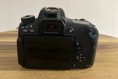 Location Canon EOS 760D
