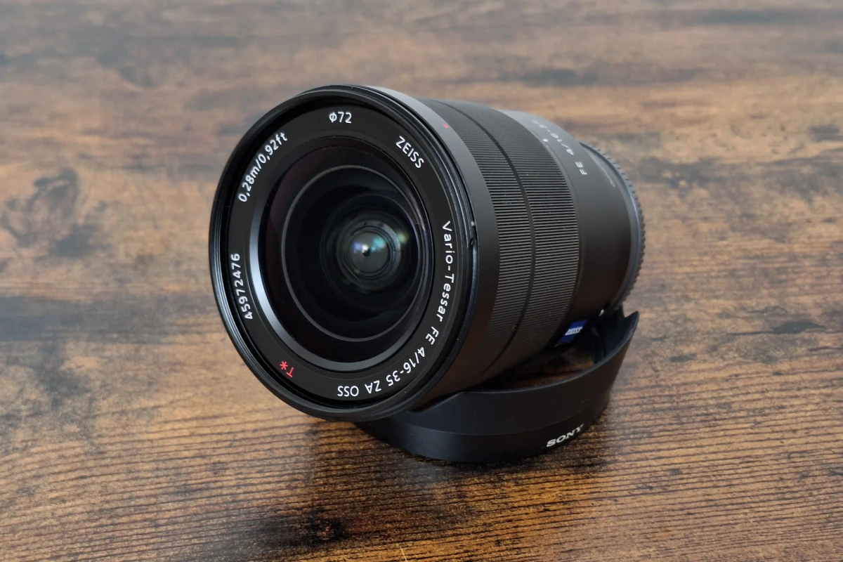Location Sony Vario-Tessar T* FE 4/16-35 ZA OSS - Lightyshare