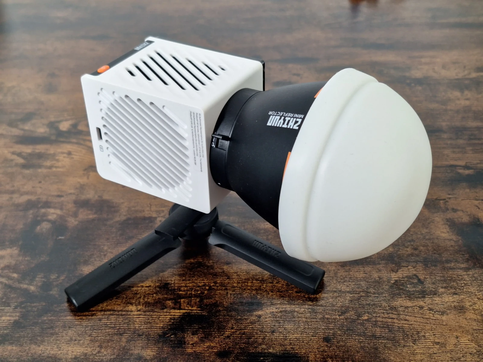 Zhiyun Molus G60 - Photo 4 sur 7